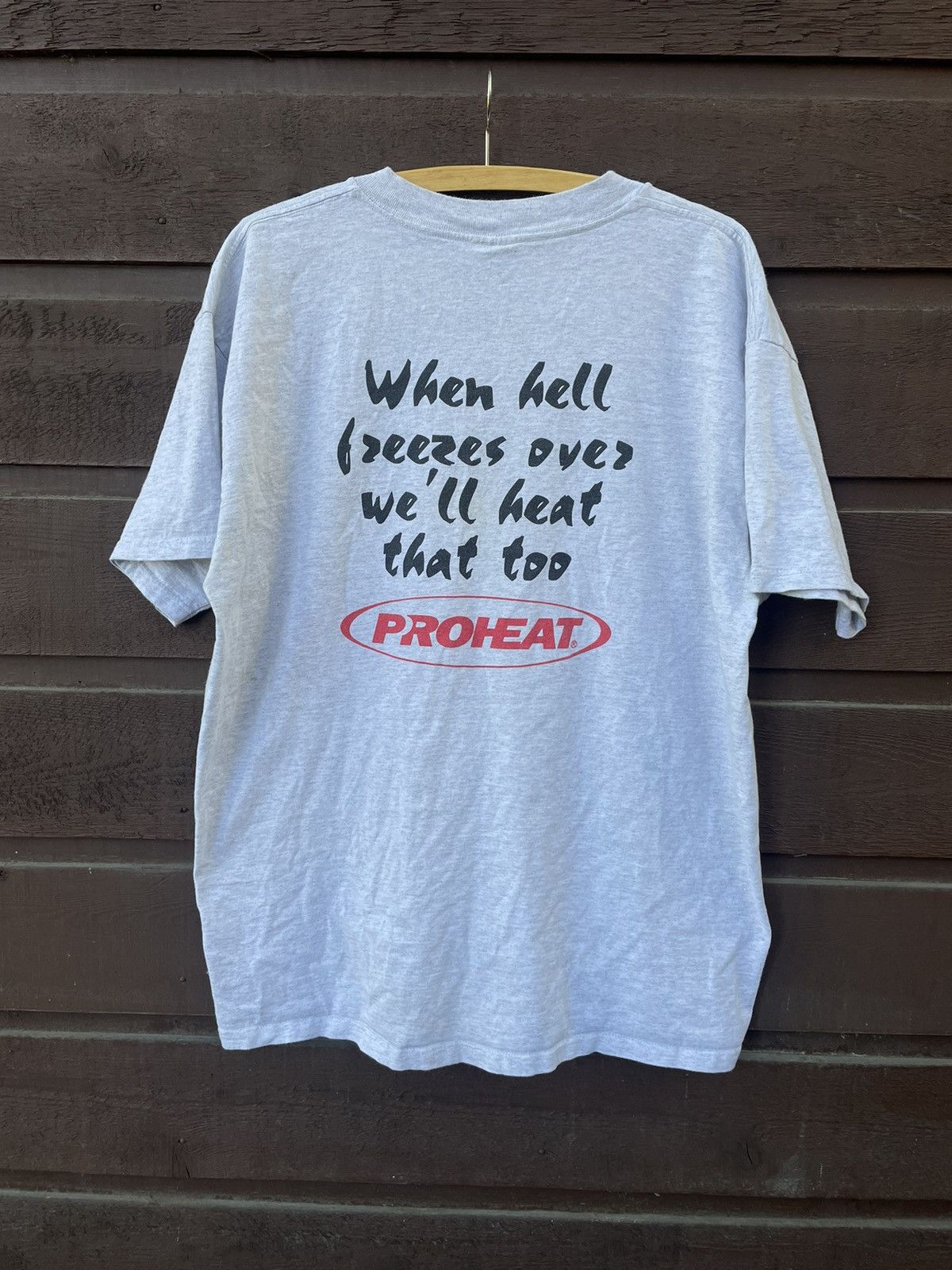 Gildan Vintage 90s “PROHEAT” grey T-shirt Size US XL / EU 56 / 4 - 1 Thumbnail