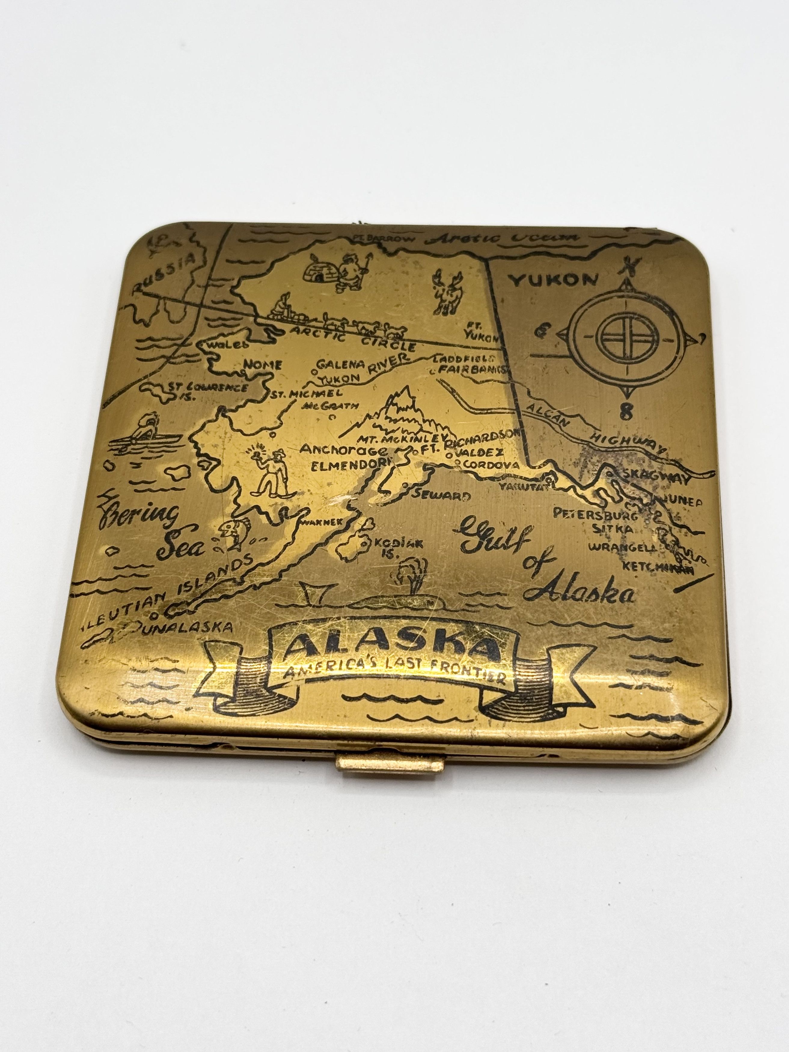 Vintage Vintage Dorset Fifth Avenue Alaska Map Vanity Compact Size ONE SIZE - 1 Thumbnail