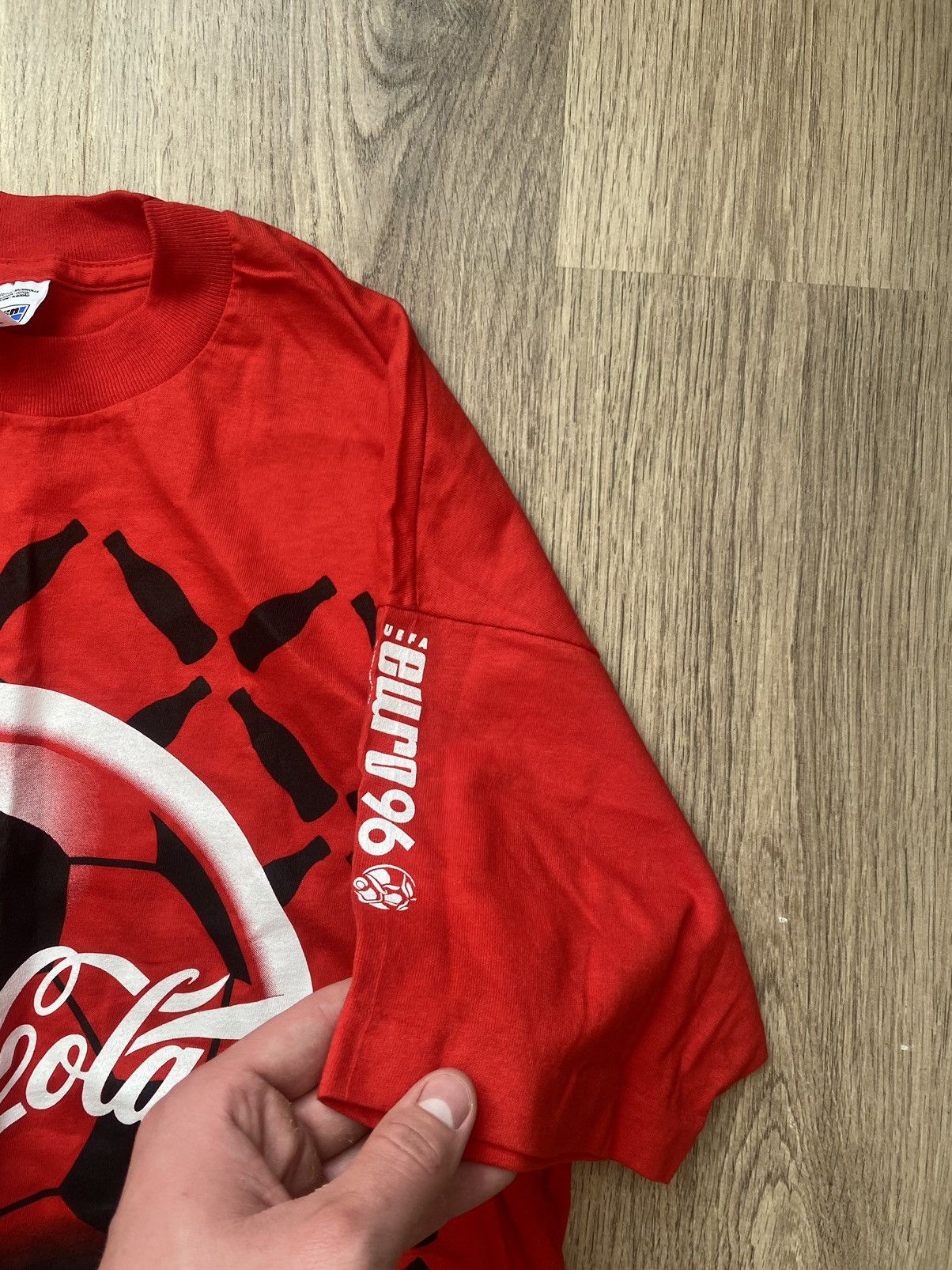 Vintage Vintage Screen Stars Coca Cola England Euro 96 T-Shirt Size US L / EU 52-54 / 3 - 3 Thumbnail
