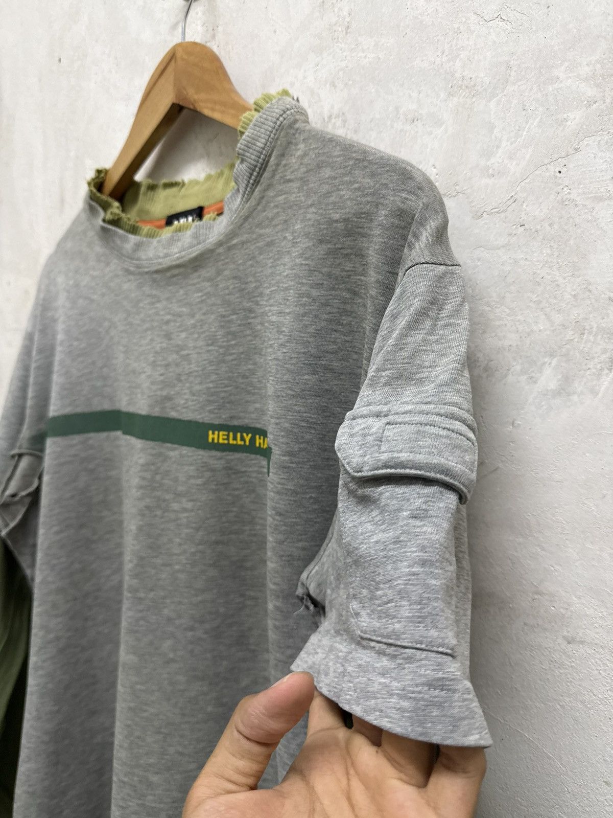 Helly Hansen Distressed Helly Hansen Thrashed Long Sleeve Tees Size US M / EU 48-50 / 2 - 7 Thumbnail