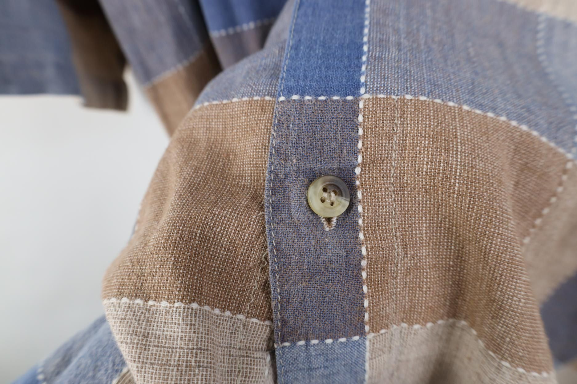 Vintage Vintage 90s Streetwear Short Sleeve Collared Button Shirt Size US XL / EU 56 / 4 - 6 Thumbnail