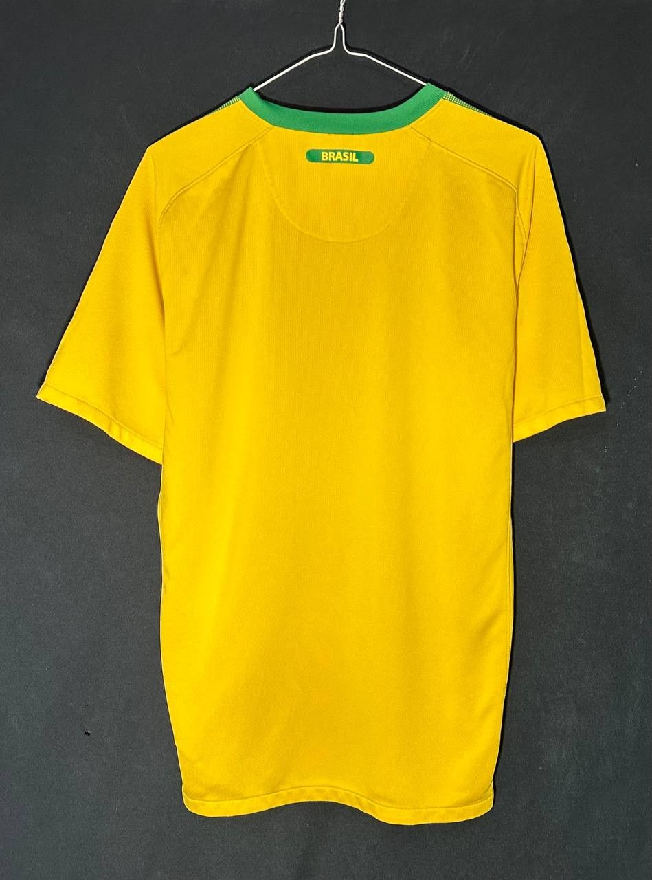 Nike BRAZIL 2010 - 2011 home FOOTBALL Shirt soccer jersey NIKE Size US M / EU 48-50 / 2 - 7 Thumbnail