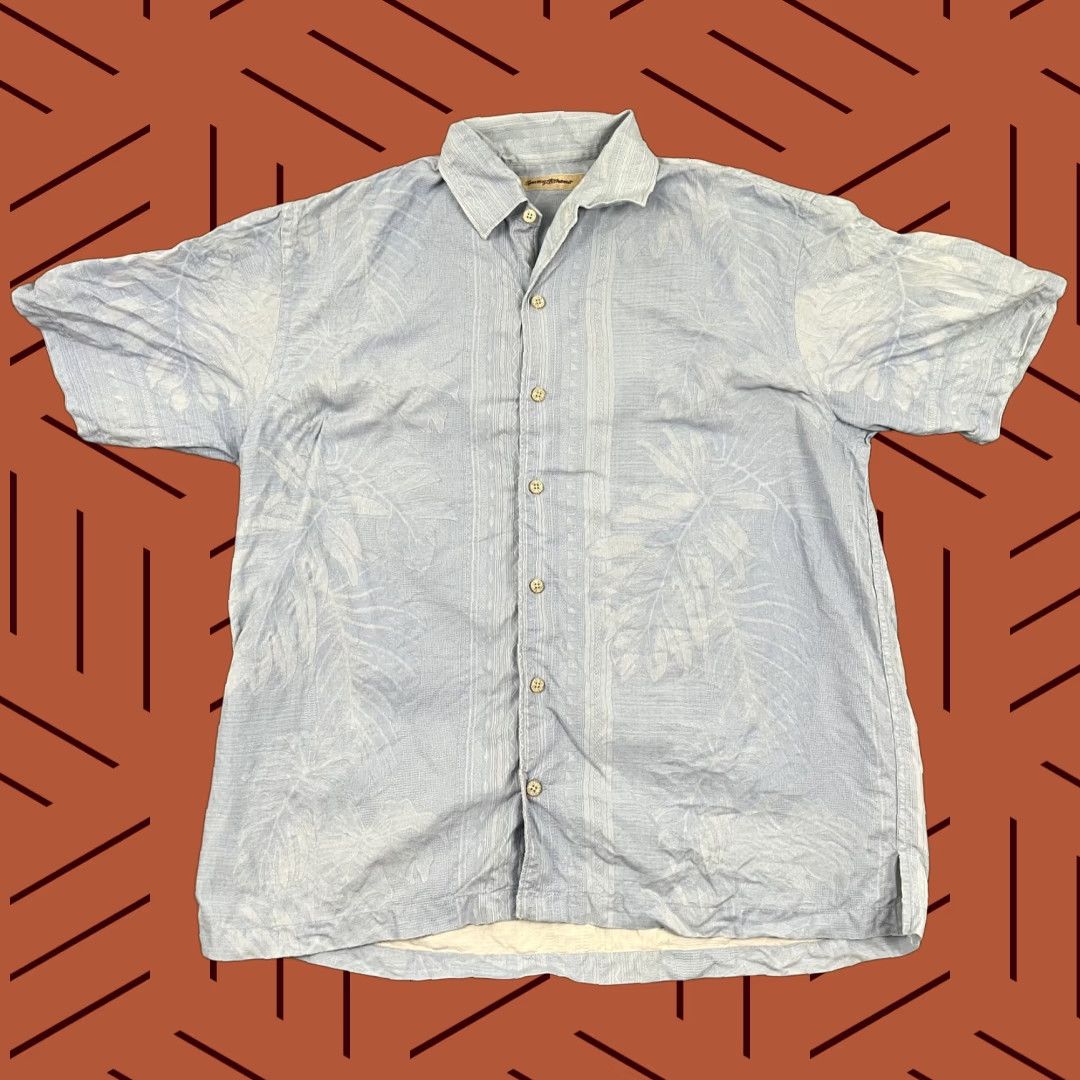 Tommy Bahama **Tommy Bahama Mens Blue Floral Silk Hawaiian Shirt L Button-Up** User: **Tommy Bahama Mens Blue Silk Floral Hawaiian Shirt L Button-Up** Size US L / EU 52-54 / 3 - 1 Thumbnail
