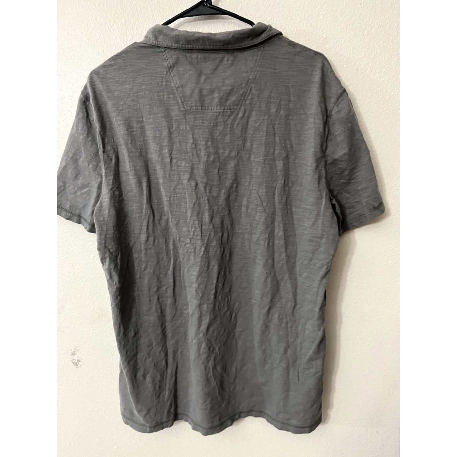 Calvin Klein Calvin Klein Polo Shirt Men’s Large Gray Short Sleeve Buttoned Calvin Klein Jeans Polo Men L Gray Solid Shirt Mens Size US L / EU 52-54 / 3 - 2 Thumbnail