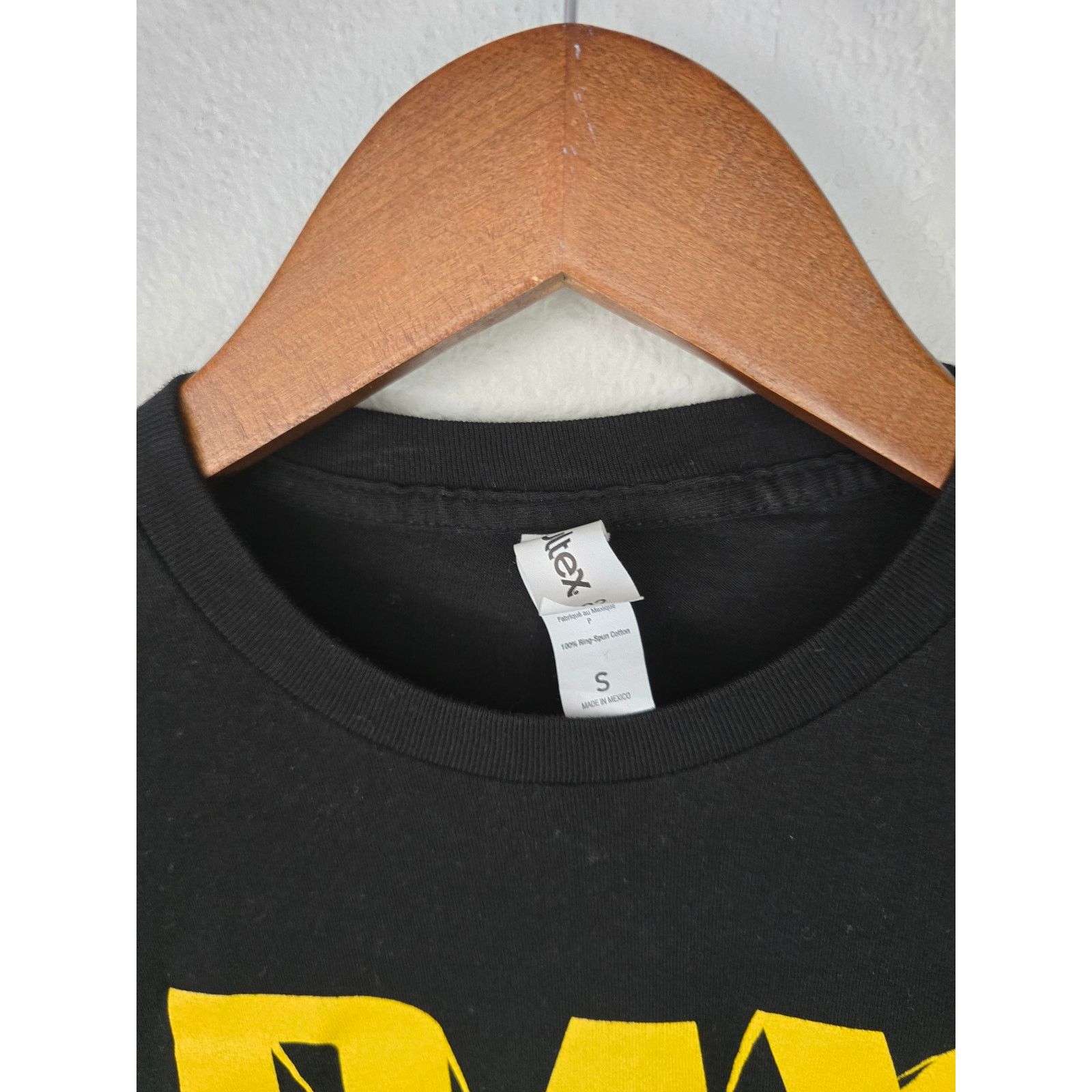 Tultex Adam Cole All Elite Crate Exclusive AEW Bay Bay Black Shirt Size US S / EU 44-46 / 1 - 3 Thumbnail