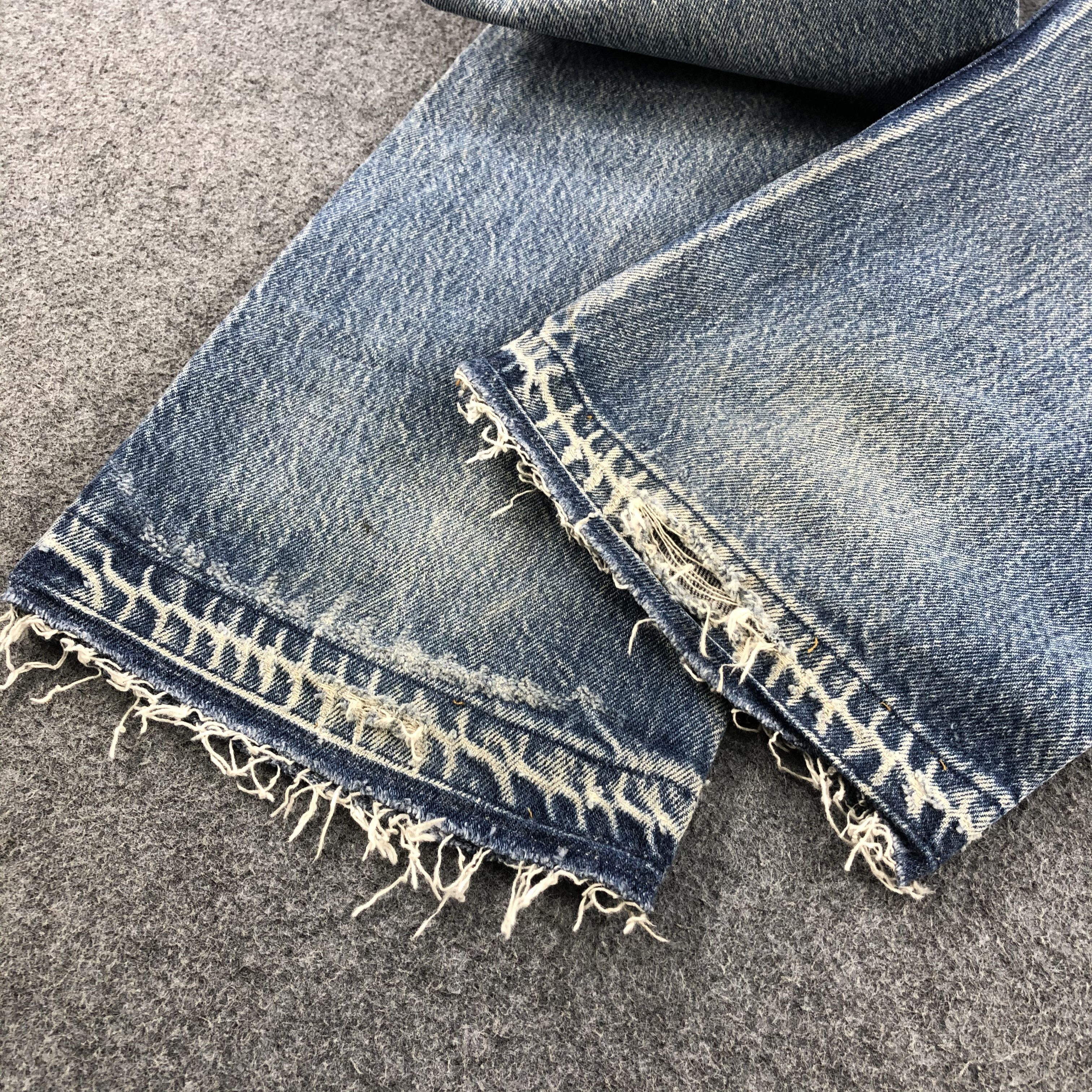 Levi's Vintage Levis 501 Jeans Rusty Wash Distressed Denim KJ376 Size US 34 / EU 50 - 6 Thumbnail