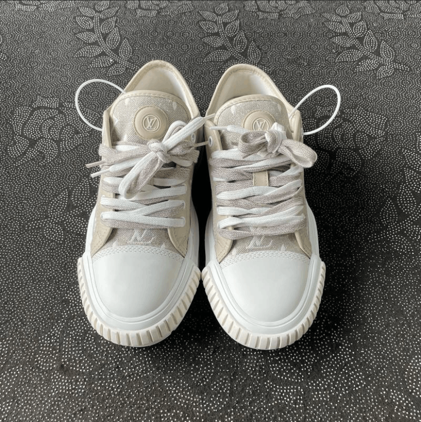 Louis Vuitton Louis Vuitton low-top shoes Size US 7 / IT 37 - 2 Thumbnail