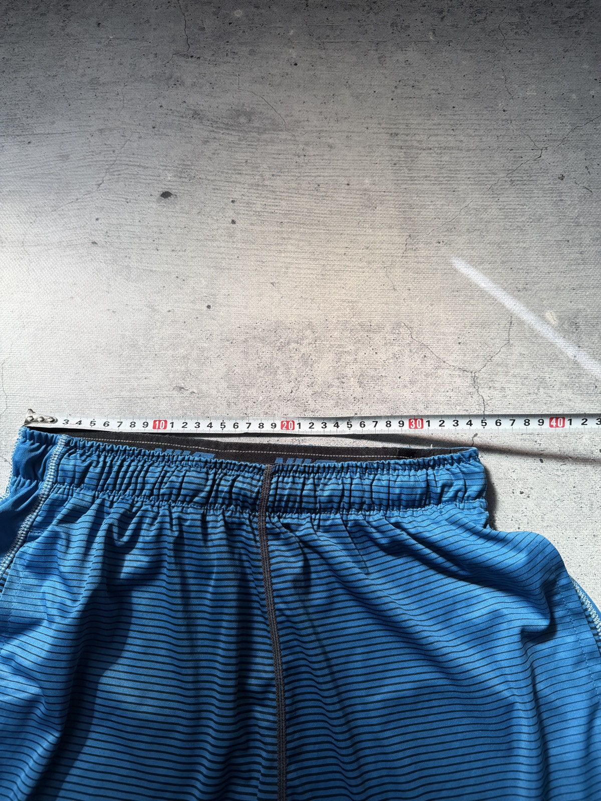 Nike Vintage Nike Shorts Retro y2k Swoosh Size US 34 / EU 50 - 7 Thumbnail
