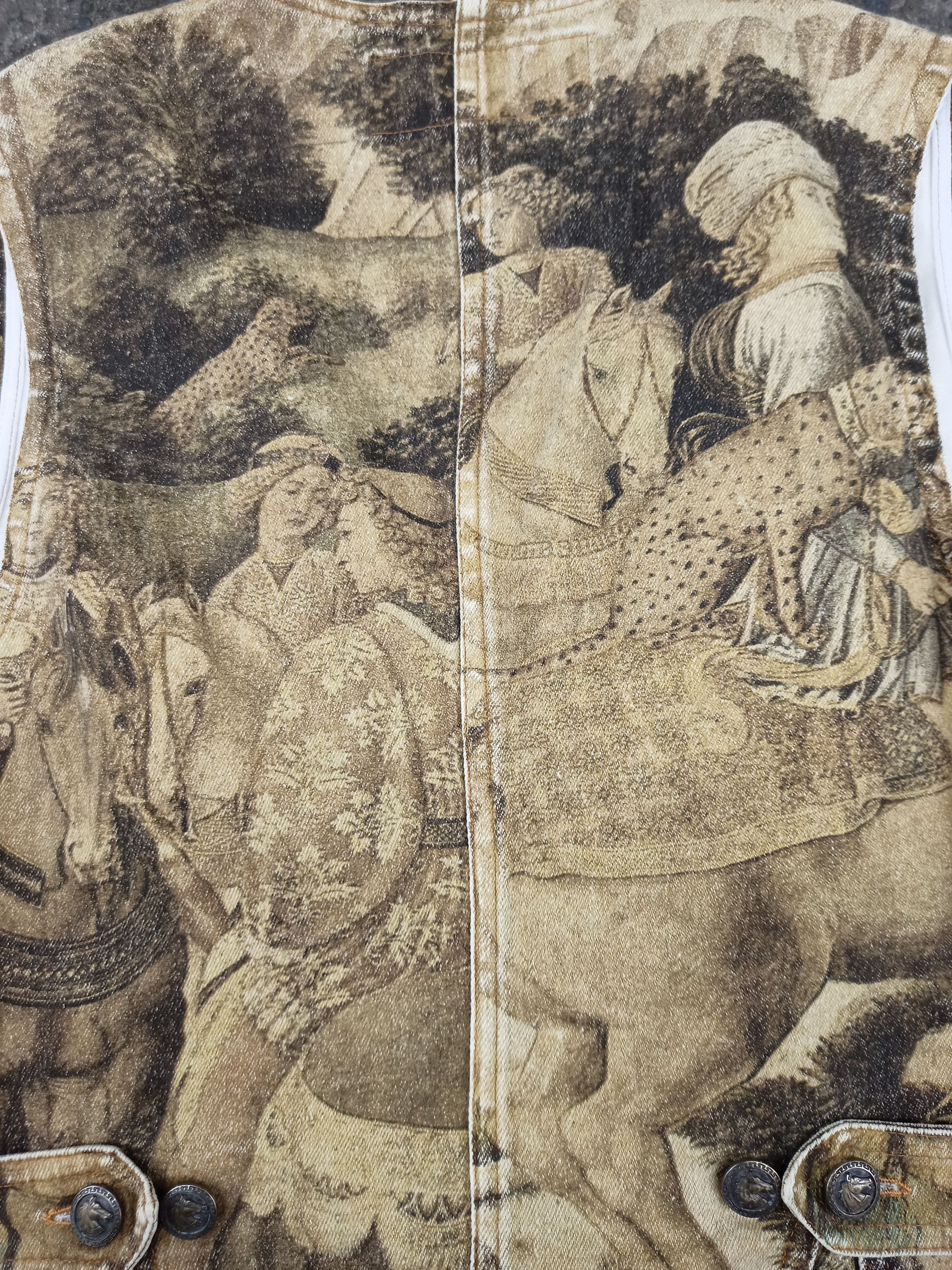 Roberto Cavalli ROBERTO CAVALLI - AW94 - 95 renaissance print vest Size S / US 4 / IT 40 - 6 Thumbnail