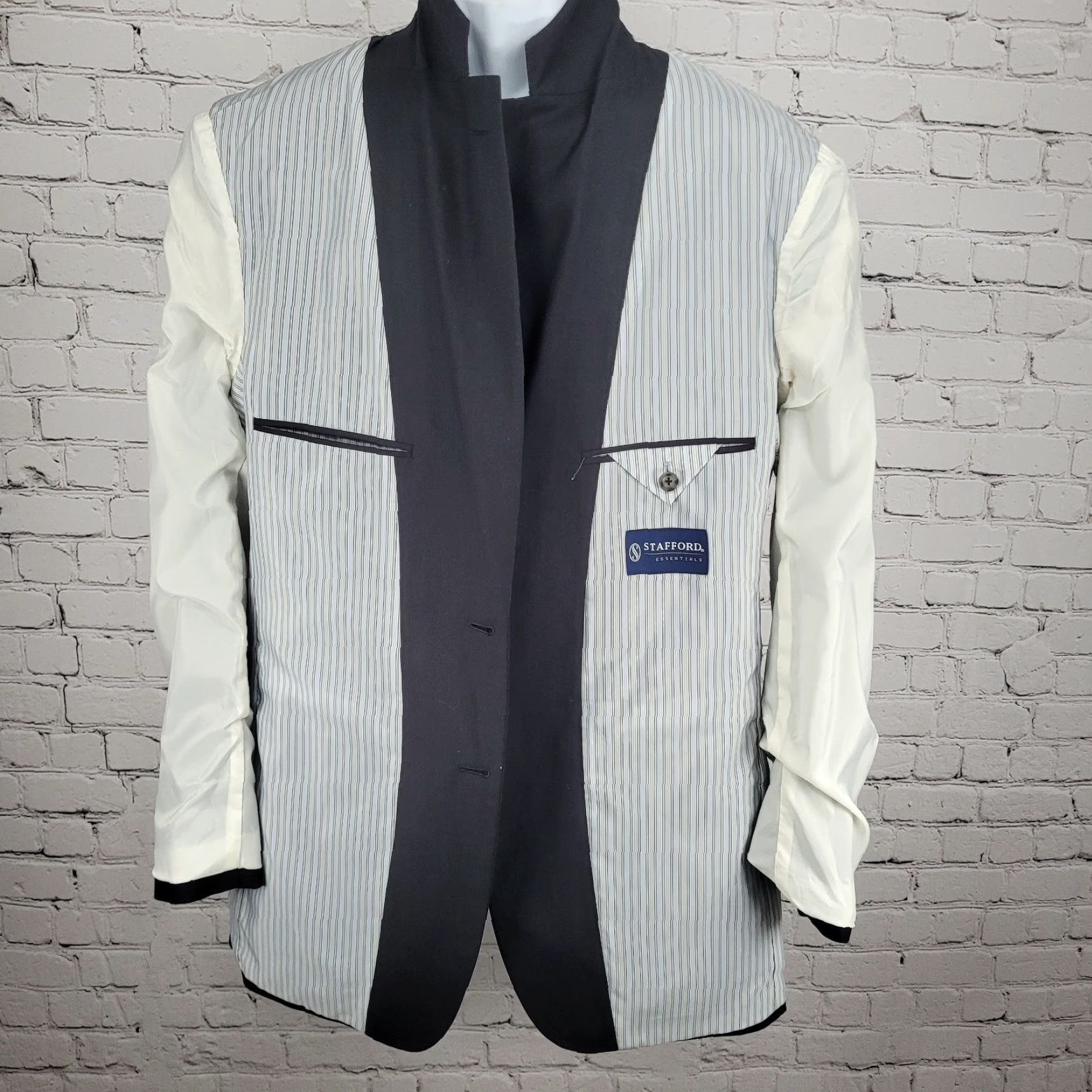 Stafford Stafford Essentials Blazer 42L Black 2 Button Single Vented Notch Sport Coat Size 42R - 6 Thumbnail