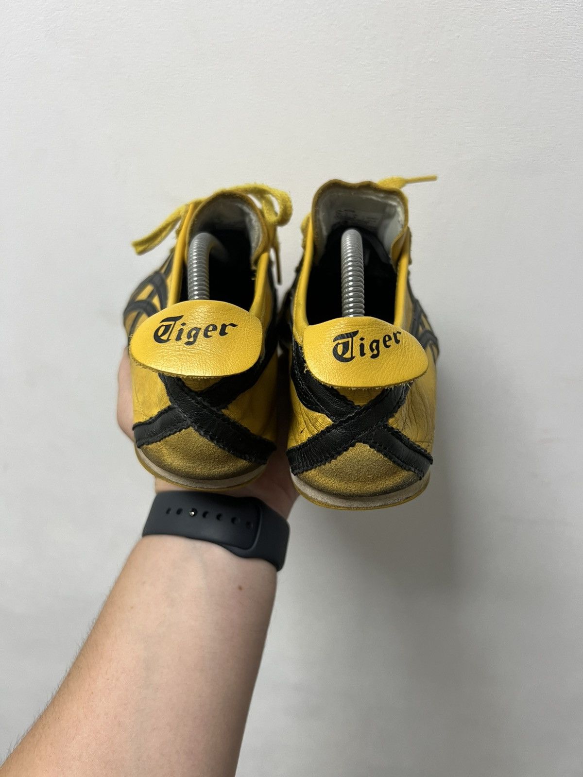 Asics 🔥Onitsuka Tiger ASICS rare yellow hi top sneakers Size US 8 / EU 41 - 5 Thumbnail