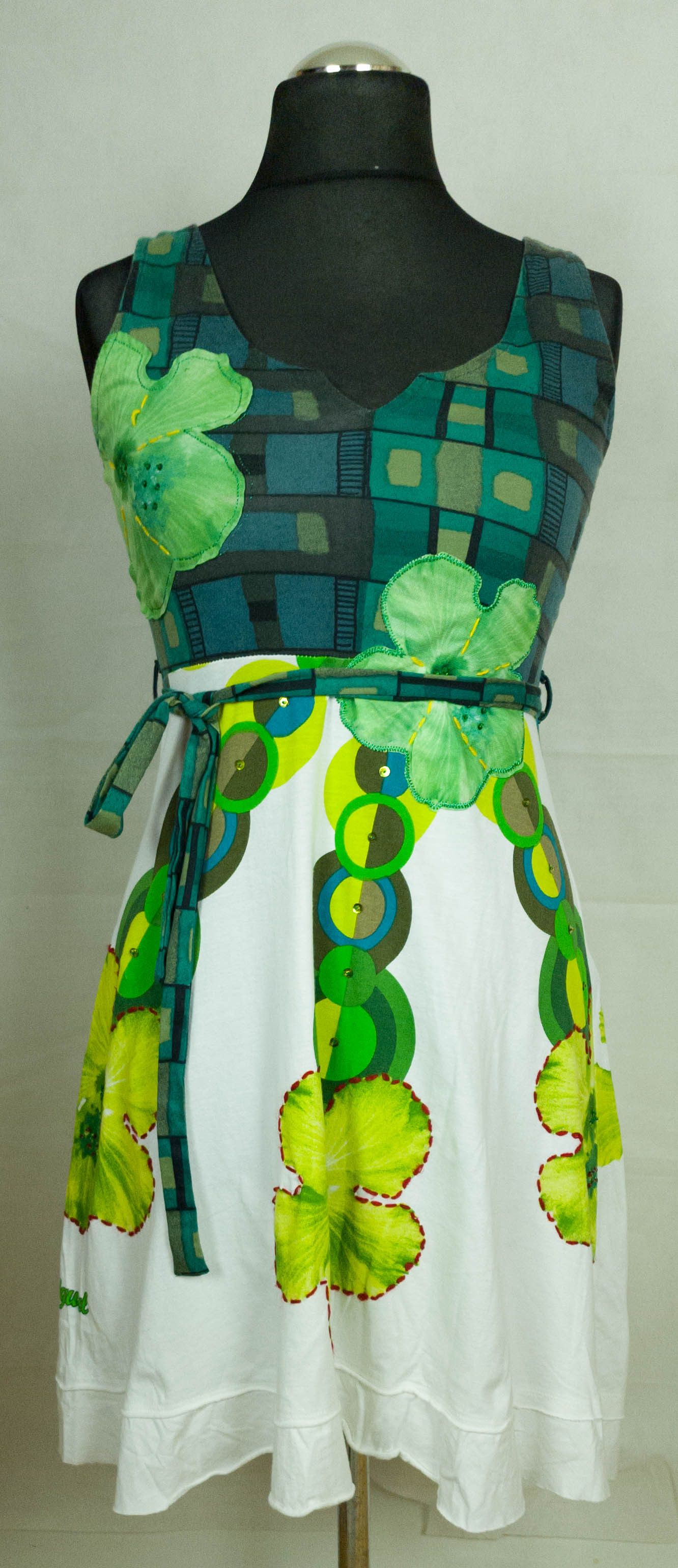 Desigual Desigual womens dress cotton size M vgc Size M / US 6-8 / IT 42-44 - 1 Thumbnail