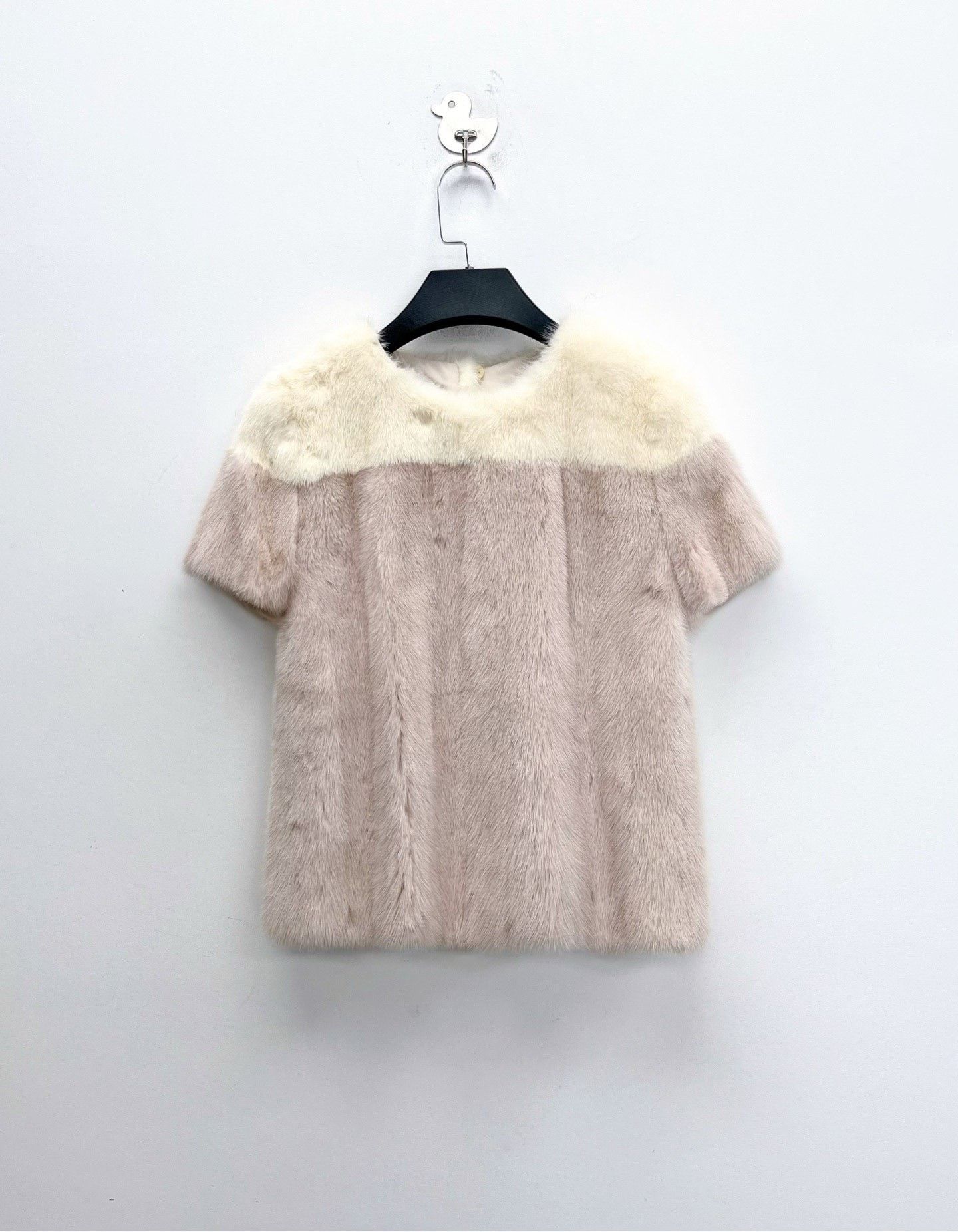 Dior Dior White Pink Mink Fur Shawl Jacket Size XS / US 0-2 / IT 36-38 - 1 Thumbnail