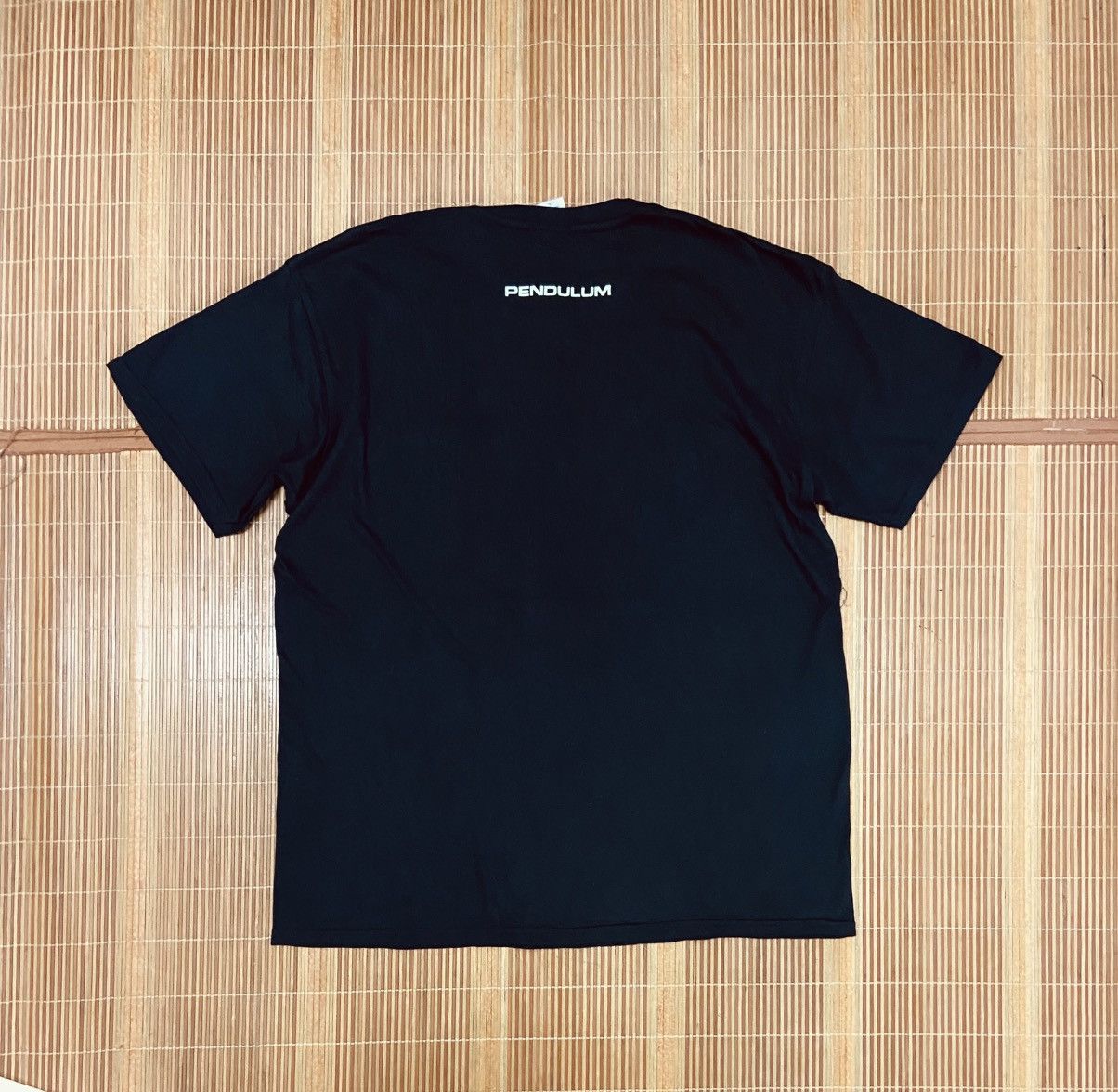 Band Tees PENDULUM BAND TEE Size US L / EU 52-54 / 3 - 2 Thumbnail