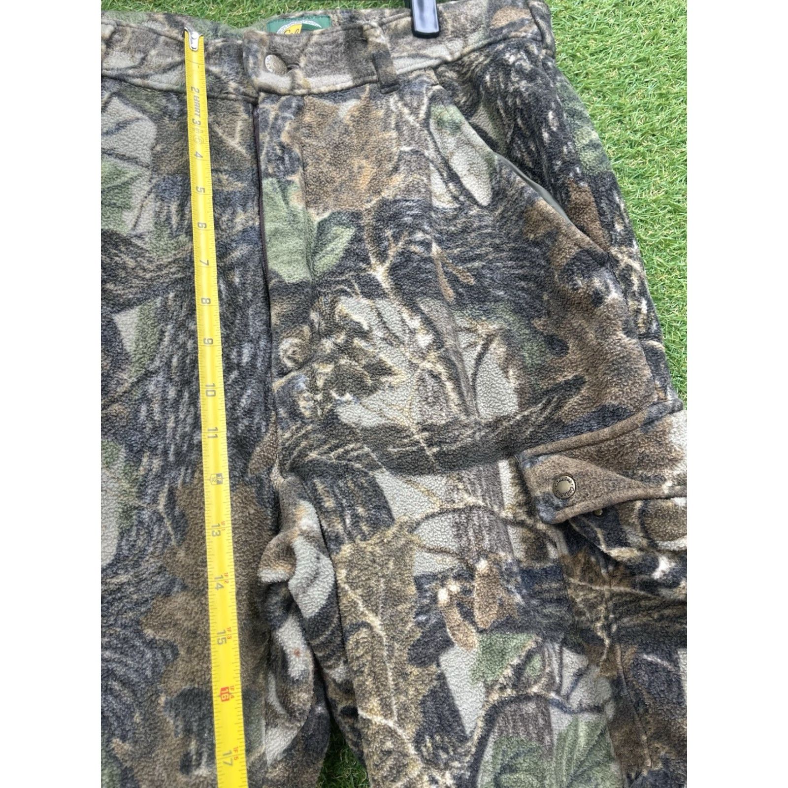 Vintage Cabela's Pants Mens 38 Regular Camo Hunting Outdoor Realtree Insulated Pockets Pants Size US 38 / EU 54 - 7 Thumbnail