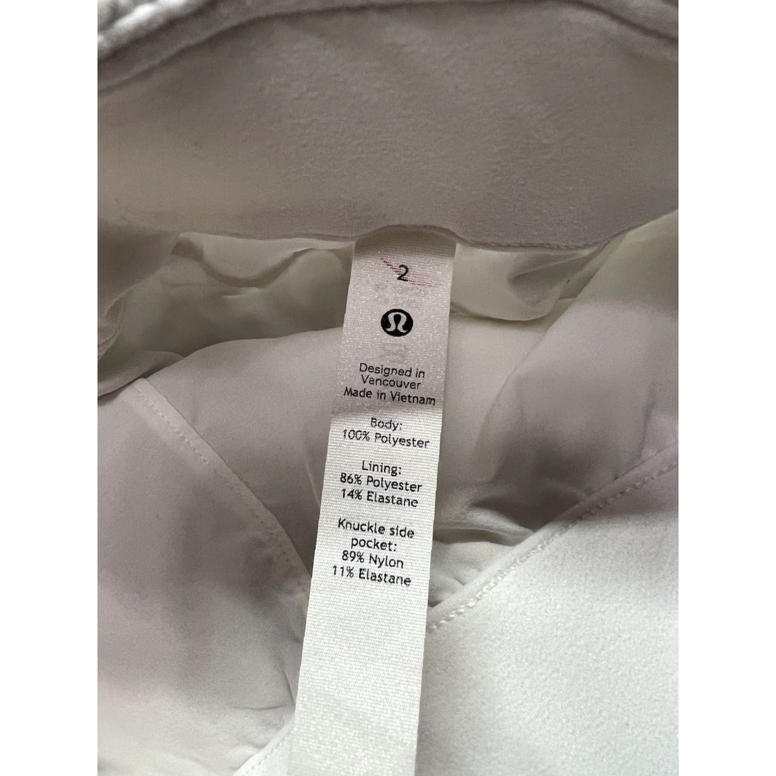 Lululemon Lululemon Flat Front Relaxed Short High-Rise 5" Marble White Pockets Women's 2 Inseam 5" Moisture Wicking Zip Pocket Athletic Summer Activewear Size 26" / US 2 / IT 38 - 6 Thumbnail