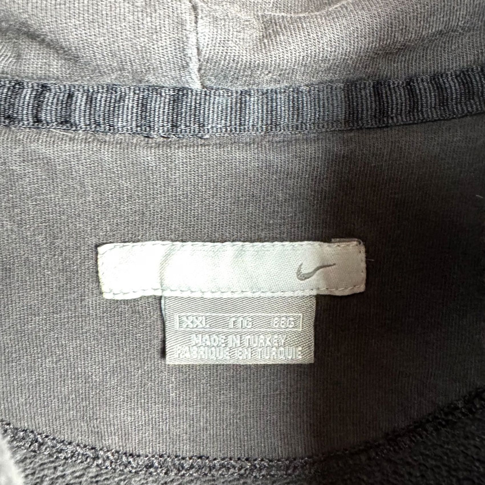 Nike VINTAGE Nike Mens 2XL Hoodies Hoodie Light Distress Gray Swoosh Logo Crew Neck Pullover Winter Fall Size US XXL / EU 58 / 5 - 5 Thumbnail