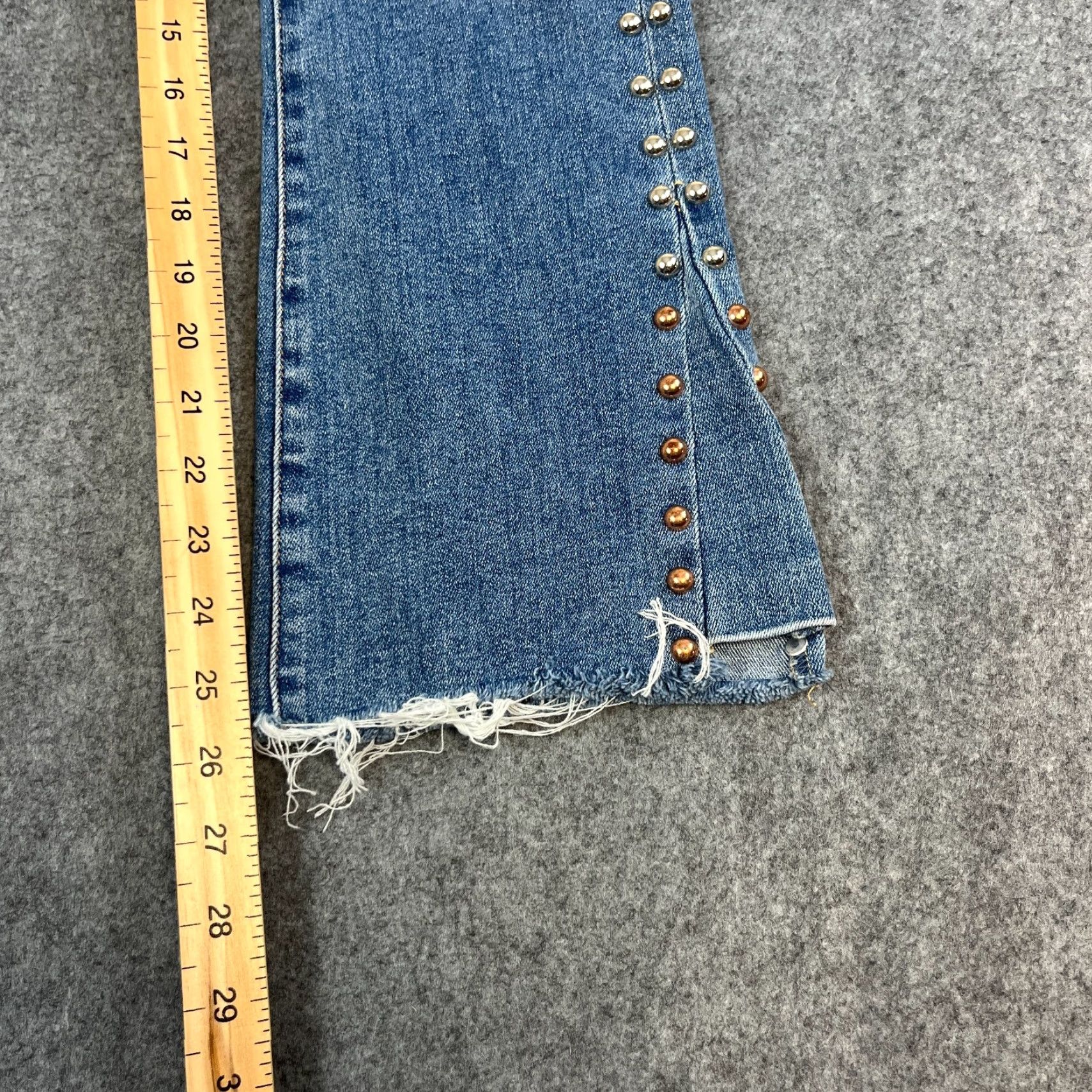 7 For All Mankind 7 For All Mankind Womens Jeans Bootcut Slim High Waist 8 Blue Denim 27 28in Inside Leg 28in 5-Pocket Styling Girls Womens Size 30" / US 8 / IT 44 - 4 Thumbnail