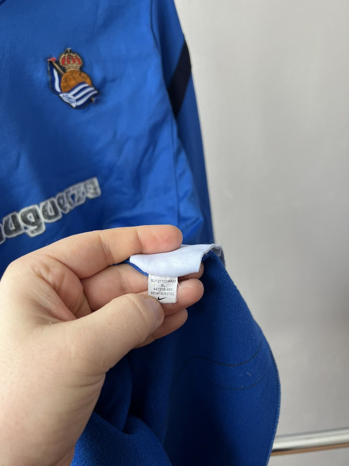 Nike 2012/13 REAL SOCIEDAD TRAINING SOCCER FOOTBALL SWEATSHIRT XL Size US XL / EU 56 / 4 - 15 Thumbnail
