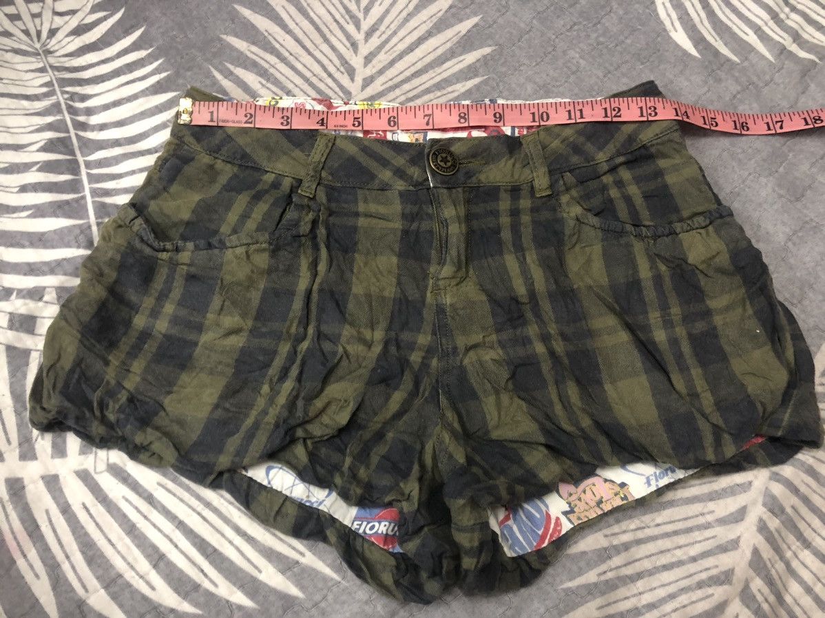 Fiorucci Fiorucci short pants Size 27" / US 4 / IT 40 - 8 Thumbnail