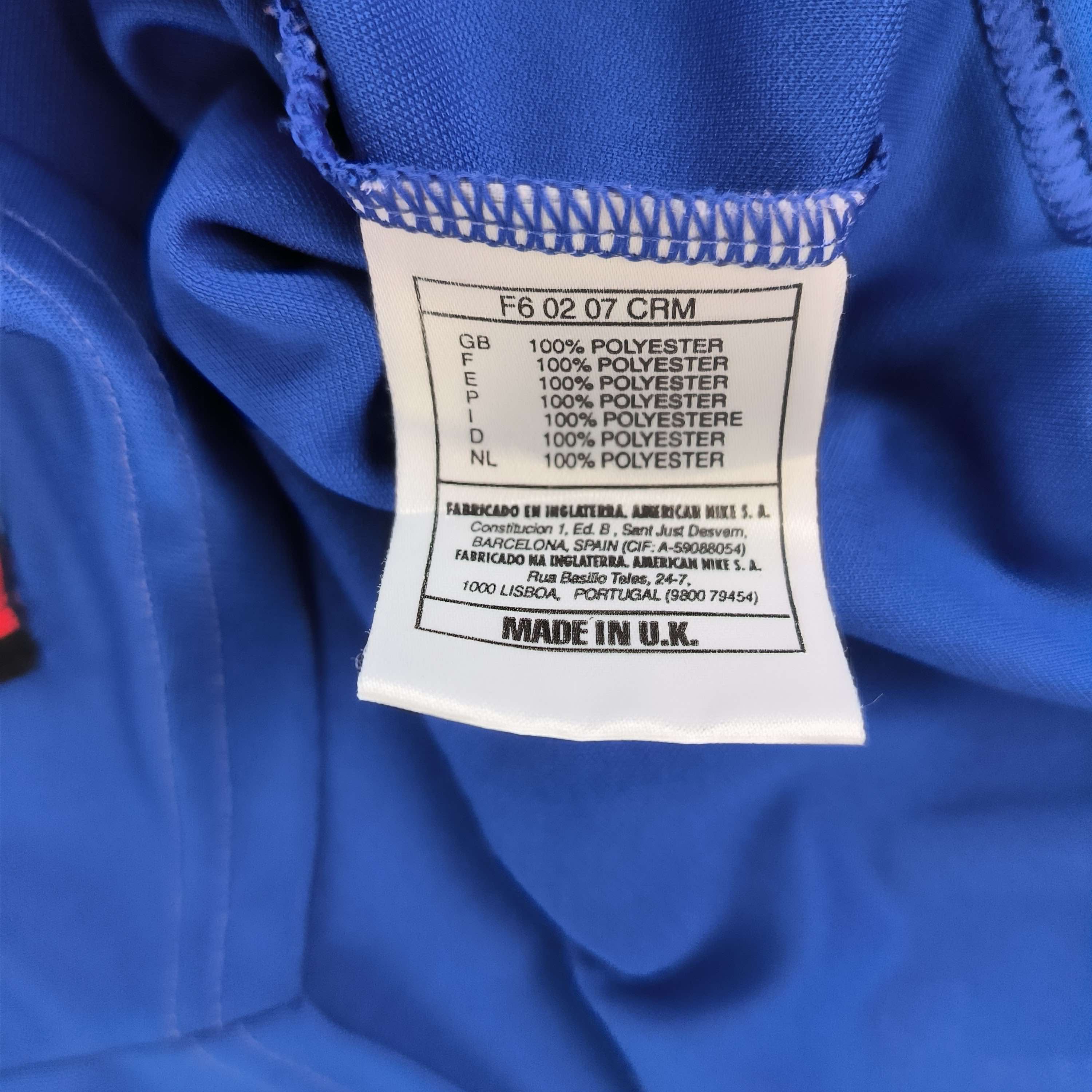 Nike Italy 1996-98 Nike home football jersey shirt size L Size US L / EU 52-54 / 3 - 5 Thumbnail