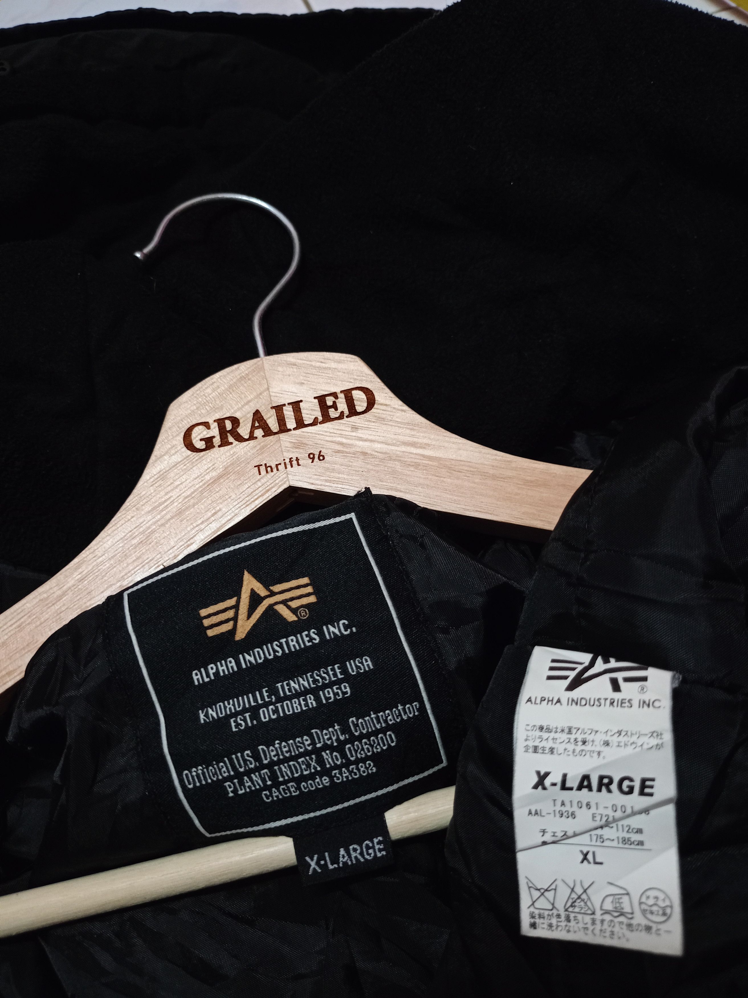 Alpha Industries × Japanese Brand 🔥Alpha industries vintage 🔥 accept offer 🫴 Size US L / EU 52-54 / 3 - 13 Thumbnail