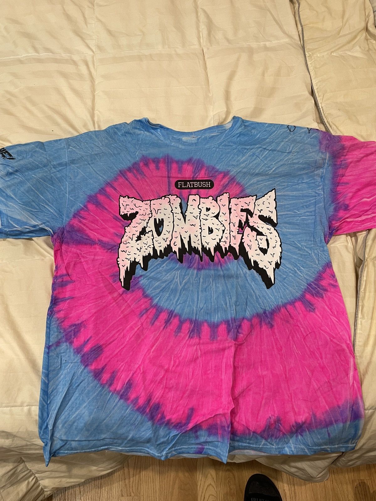 OG FLATBUSH TEE SIGNED BY ERICK THE ARCHITECT