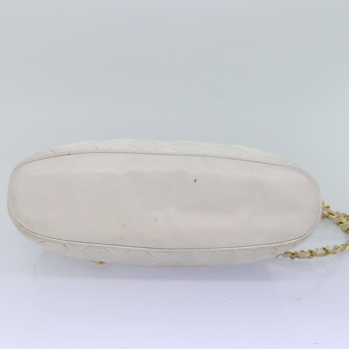 Chanel CHANEL Matelasse Chain Shoulder Bag Leather White CC Size ONE SIZE - 5 Thumbnail