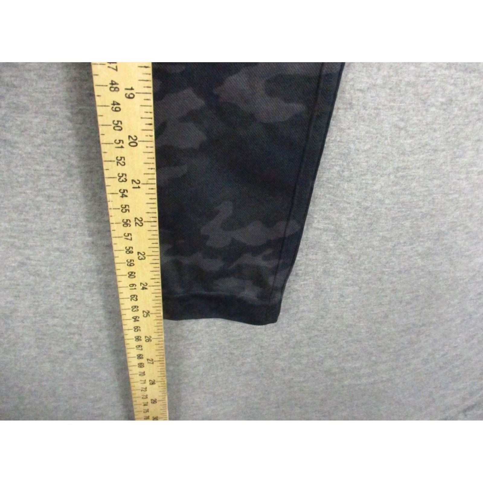 Spanx SPANX Assets Camo Leggings Women Large High Rise Shaping Multicolor Size 36" / US 14 / IT 50 - 4 Thumbnail