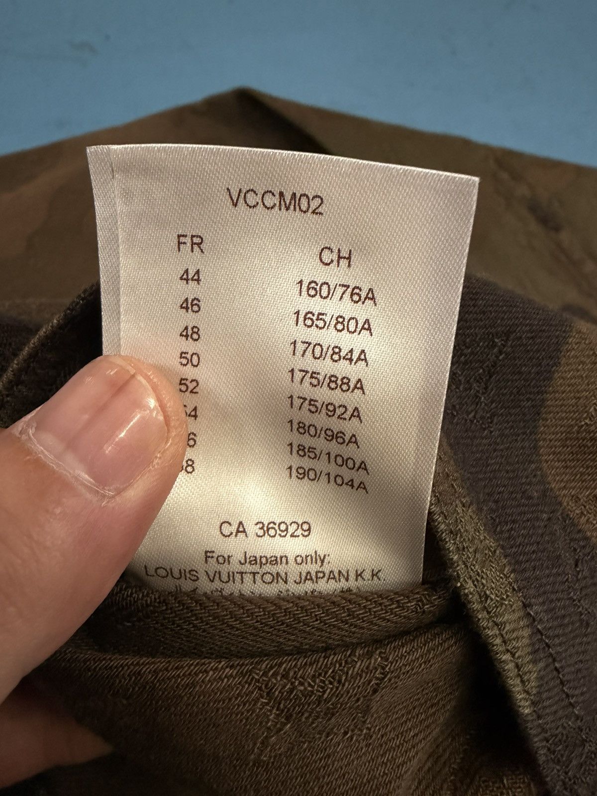 Louis Vuitton × Supreme LUIS VUITTON X SUPREME DENIM JACKET Size US L / EU 52-54 / 3 - 13 Thumbnail