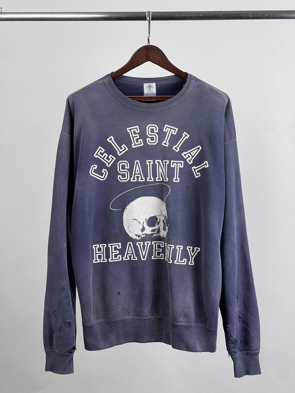 Distressed college sweatshirt XL