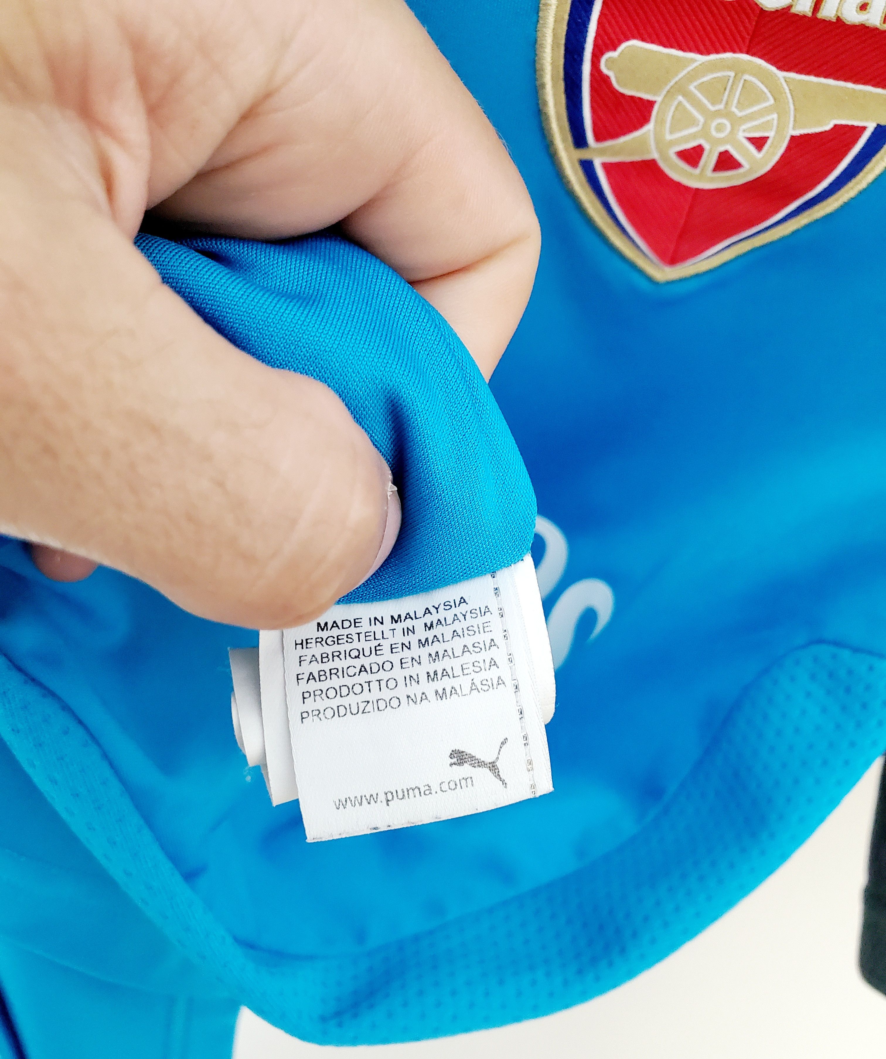 Puma FC ARSENAL 2018/2019 Puma jersey new condition L Size US L / EU 52-54 / 3 - 8 Thumbnail