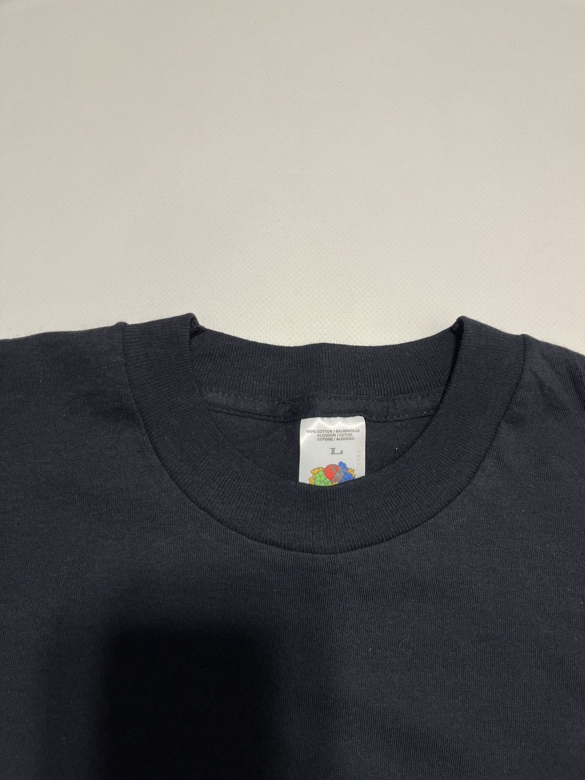 Vintage Vintage 90s perfect fit single stitch blank tee Size US L / EU 52-54 / 3 - 2 Thumbnail
