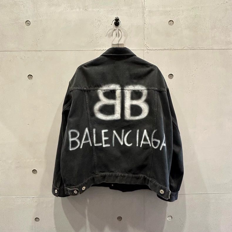 Balenciaga Balenciaga Luminous double B-painted graffiti denim jacket Size US XS / EU 42 / 0 - 2 Thumbnail