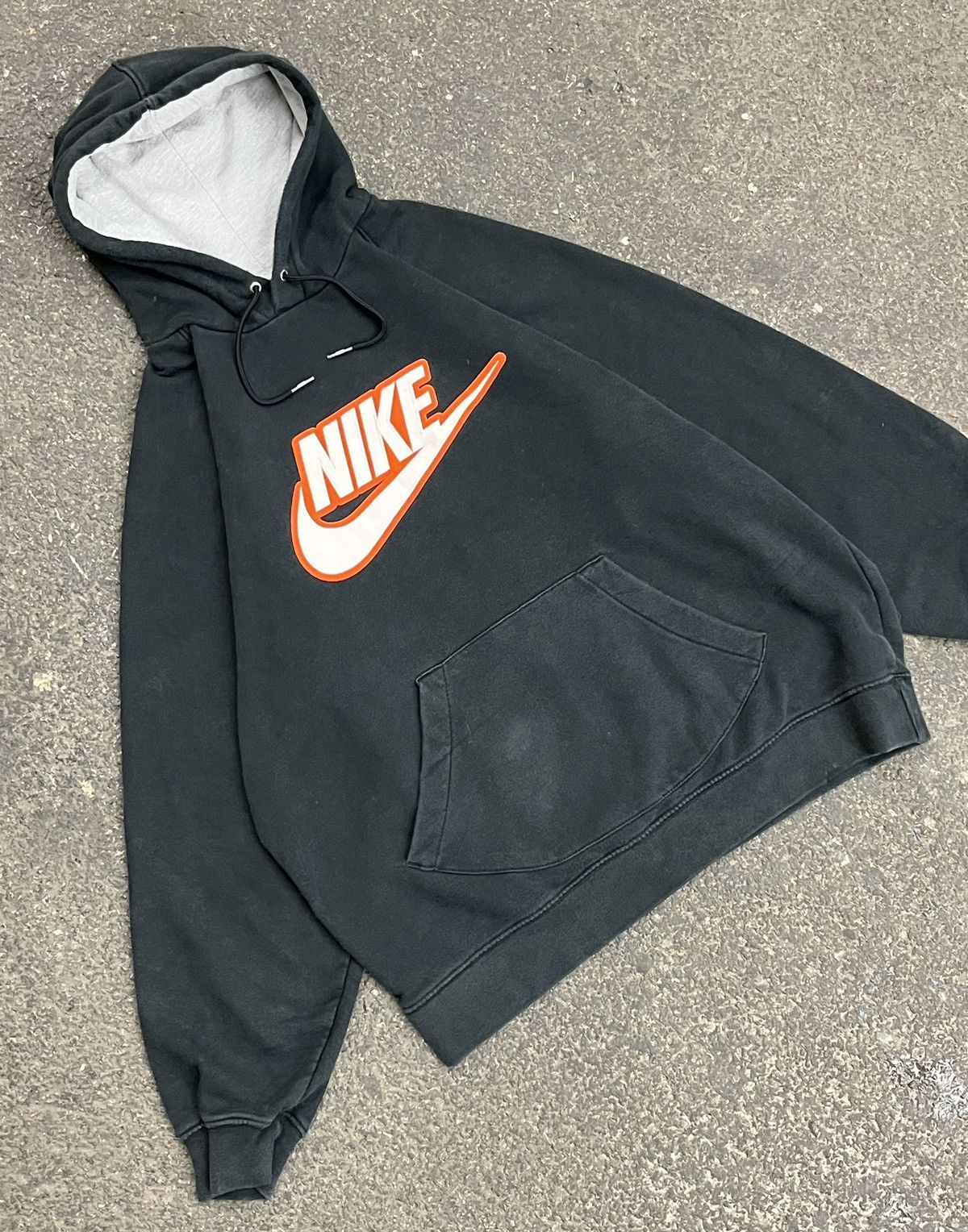 Nike × Vintage Nike y2k spell out center swoosh hoodie rare hype skater Size US XL / EU 56 / 4 - 1 Thumbnail