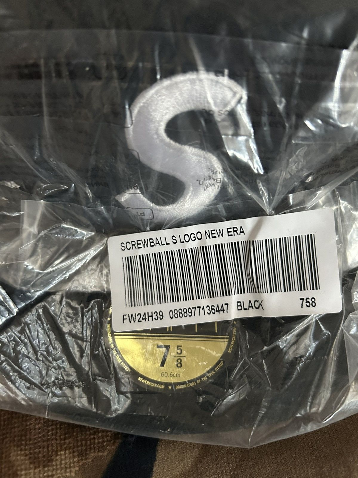 New Era × Supreme Supreme Screw Ball S Logo New Era Fitted Black 7 5/8 FW24 Size ONE SIZE - 5 Thumbnail