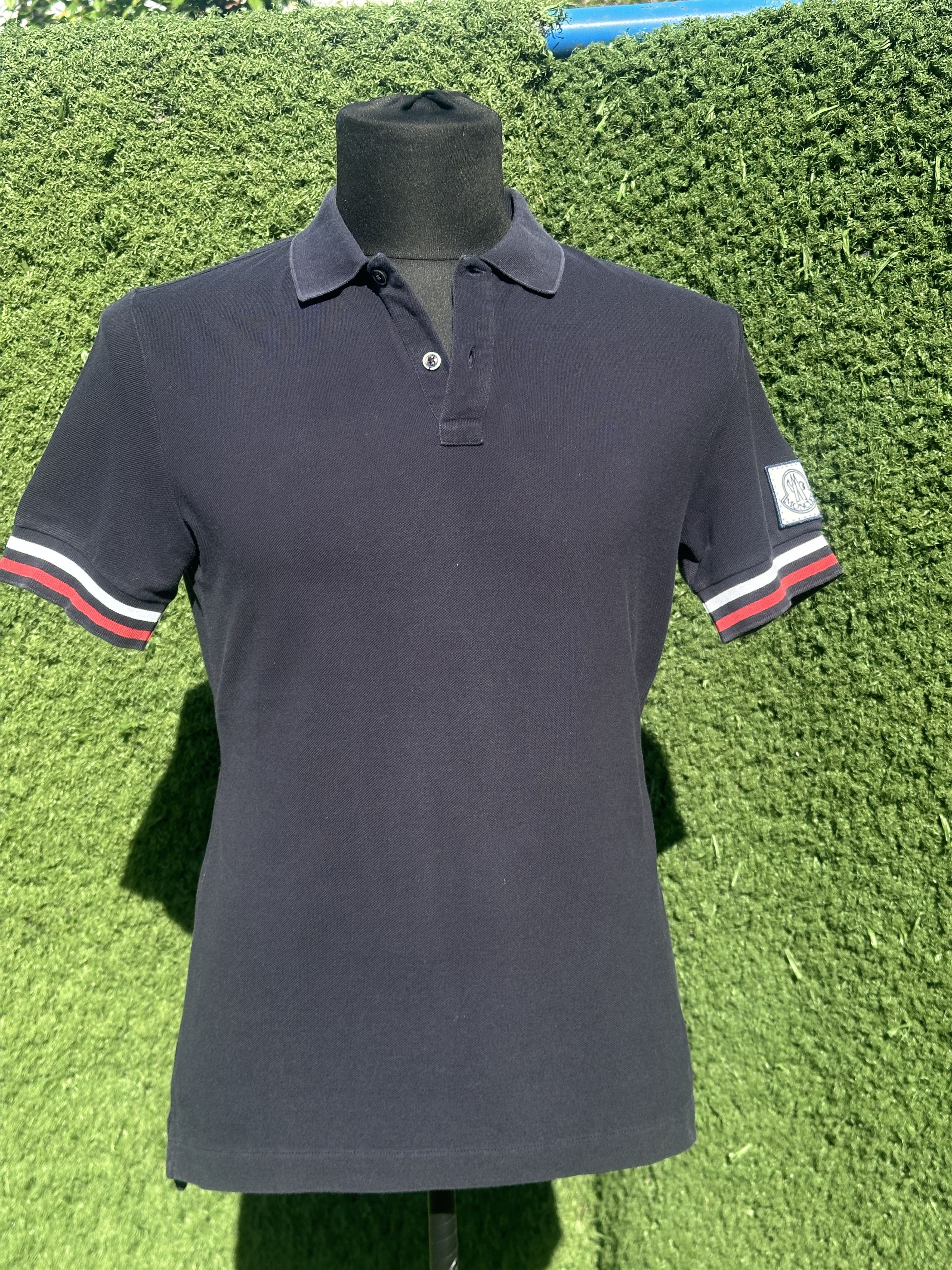Moncler Moncler Gamme Bleu Blouse Casual Short Sleeve Tee Size M Size US M / EU 48-50 / 2 - 4 Thumbnail