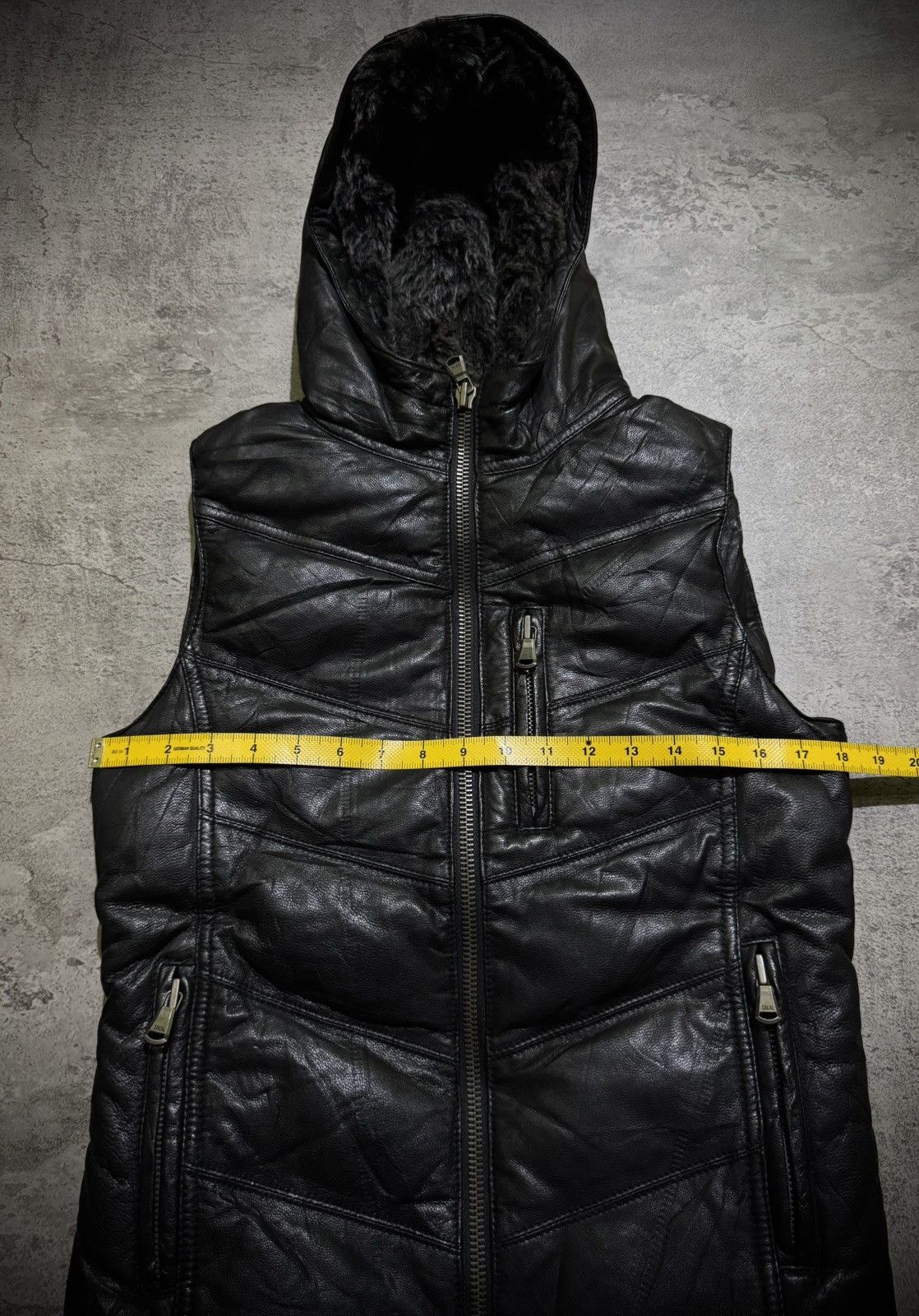 Shellac SHADE SHELLAC GOAT LEATHER IFSIXWASNINE LGB FUR BLACK VEST Size US M / EU 48-50 / 2 - 13 Thumbnail
