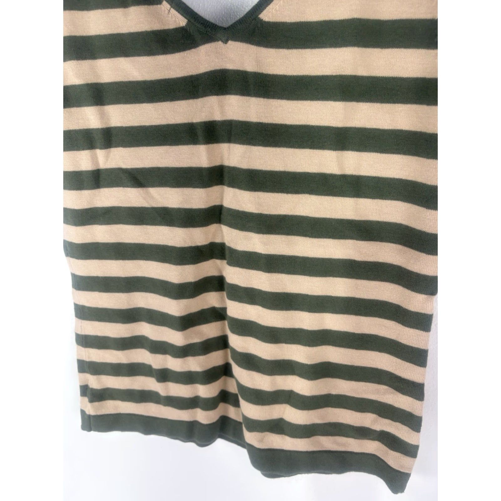 Gap Vintage Gap Green Beige Striped V-Neck Sleeveless Cotton Spandex Blouse Womens Size M Size M / US 6-8 / IT 42-44 - 6 Thumbnail