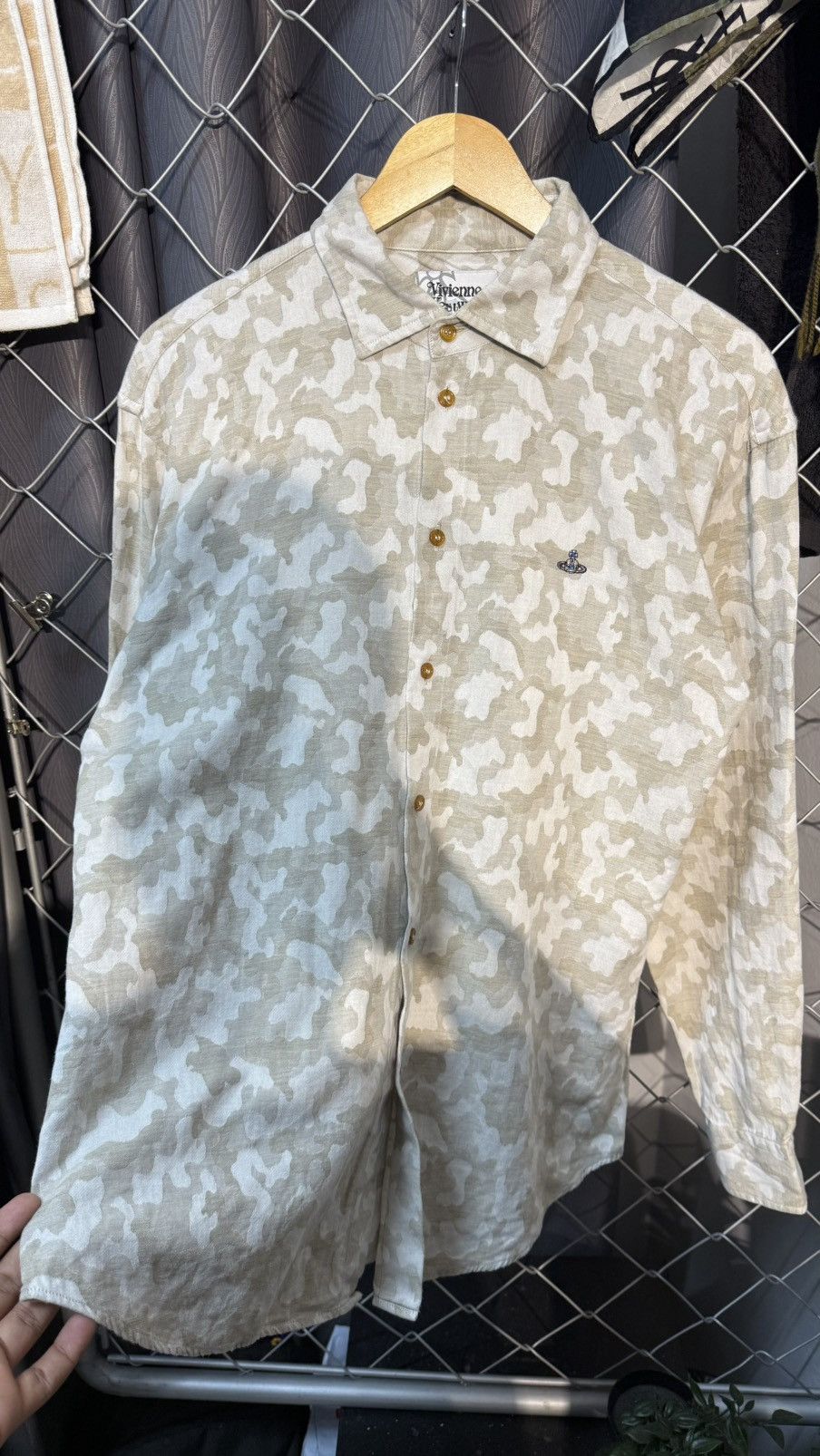 Vivienne Westwood VIVIENNE WESTWOOD CAMOUFLAGE DESIGN BUTTON UP SHIRT Size US L / EU 52-54 / 3 - 2 Thumbnail