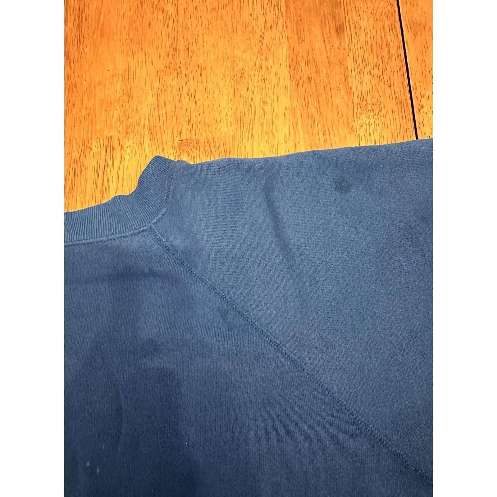 Hanes VINTAGE Hanes Sweatshirt Blue Large 80s Crewneck Mens Size US L / EU 52-54 / 3 - 3 Thumbnail