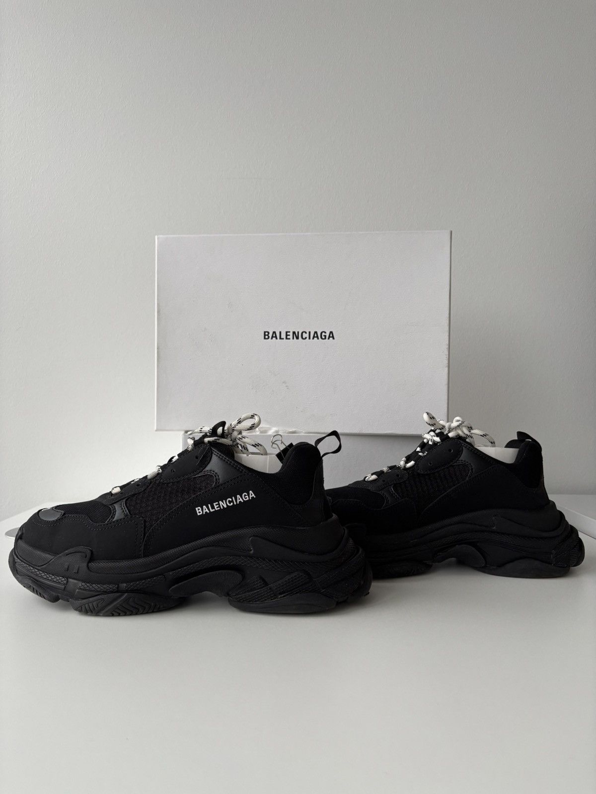 Balenciaga Balenciaga Triple S Black – Size 42 – Near Mint Condition Size US 9 / EU 42 - 1 Thumbnail