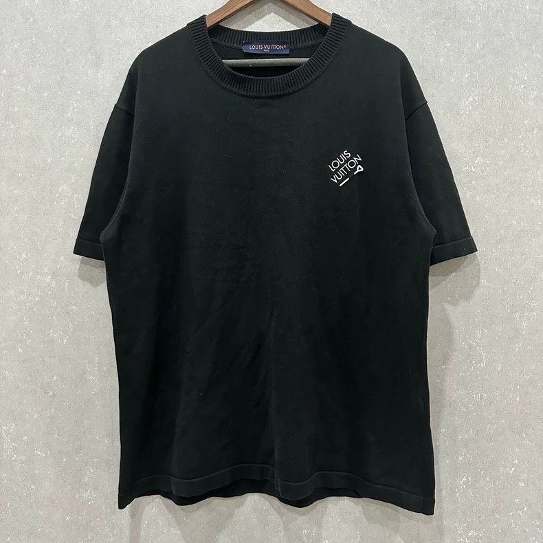 Louis Vuitton Louis Vuitton size 4l Black pin embroidered monogram short Size US M / EU 48-50 / 2 - 1 Thumbnail