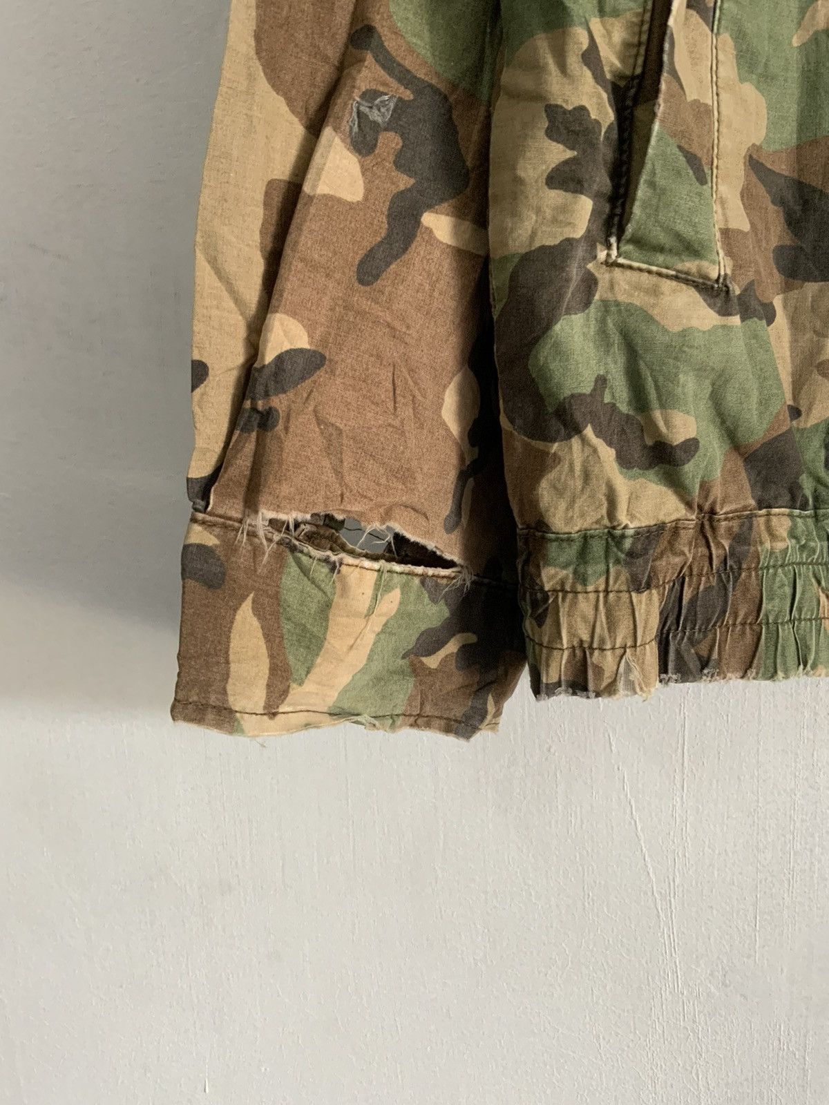 Japanese Brand Camouflage Woodland Tactical Bondage Military Jacket Size US L / EU 52-54 / 3 - 6 Thumbnail