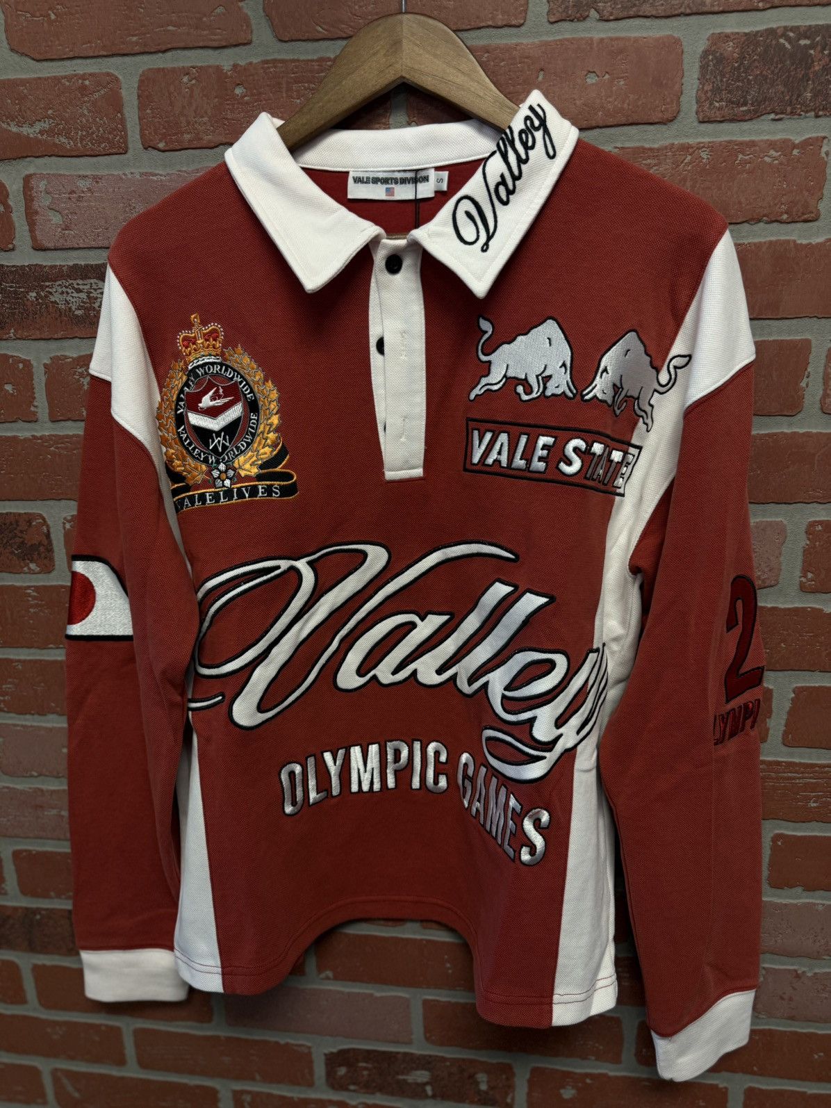 Vale Valley Olympic Rugby Long Sleeve Shirt Size Small (NEW) Size US S / EU 44-46 / 1 - 5 Thumbnail