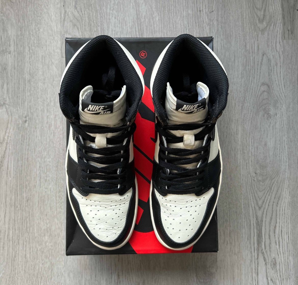 Jordan Brand × Nike Size 11 - Nike Air Jordan 1 Retro High OG ‘Dark Mocha’ Size US 11 / EU 44 - 3 Thumbnail