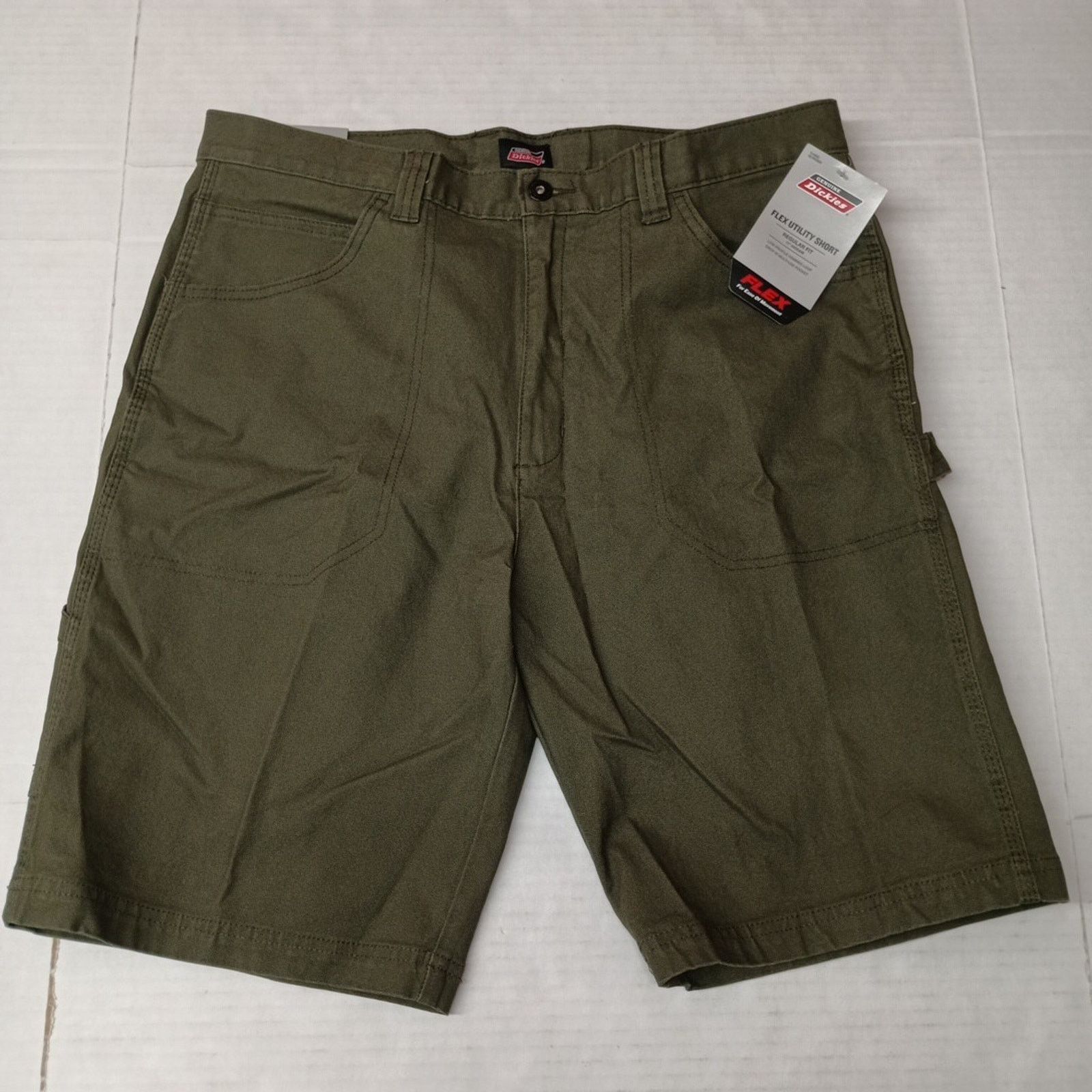 Dickies Dickies Men's Size 36 11” Inseam Green Shorts Flex Utility Size US 36 / EU 52 - 1 Thumbnail