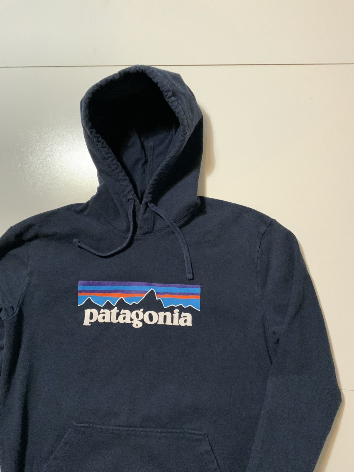 Patagonia Patagonia Worn P-6 Mountain Range Uprisal Pullover Hoodie Size US M / EU 48-50 / 2 - 3 Thumbnail