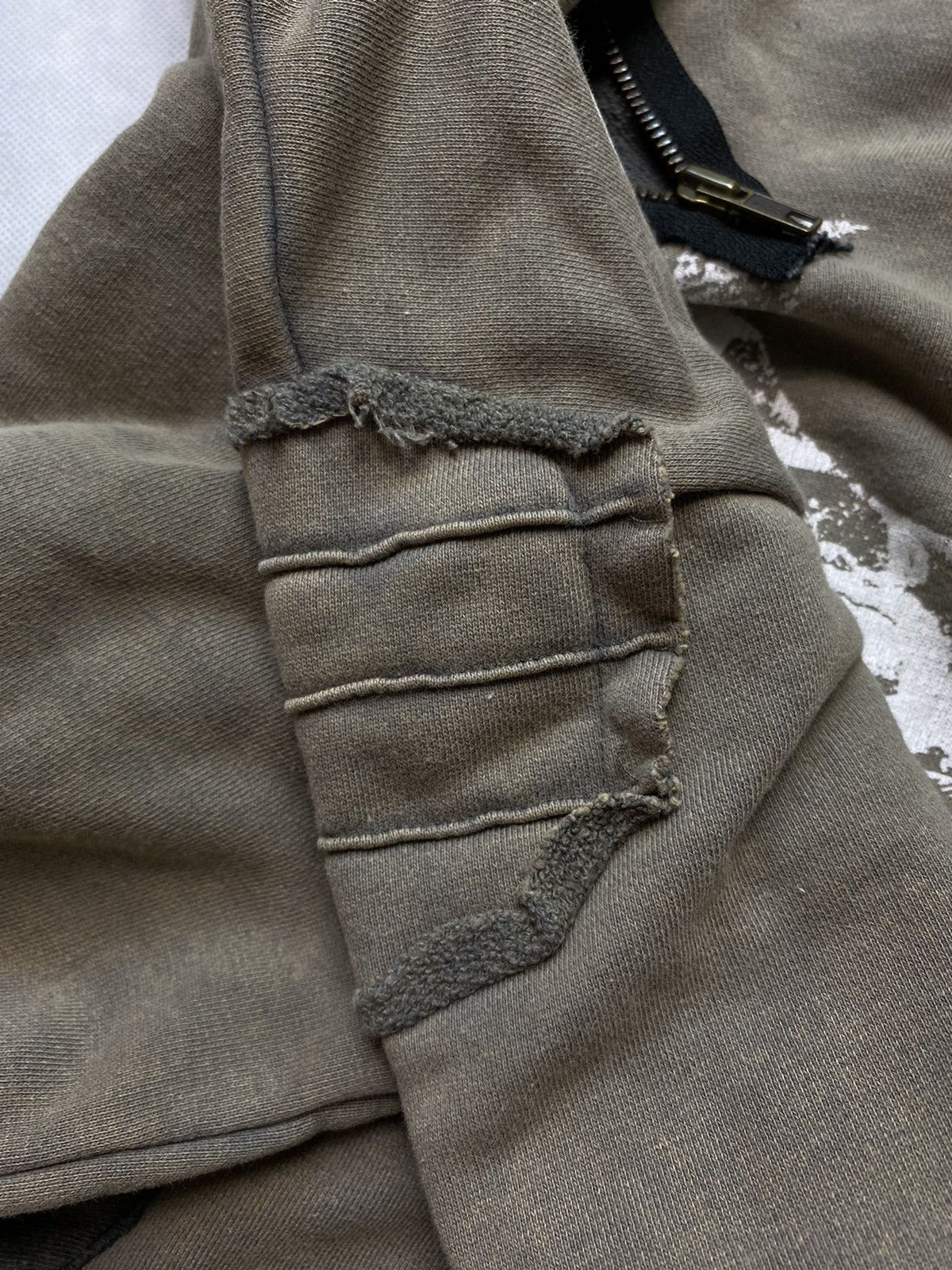 Vintage Vintage y2k 90s religion hoodie zip beige skater streetwear Size US S / EU 44-46 / 1 - 7 Thumbnail