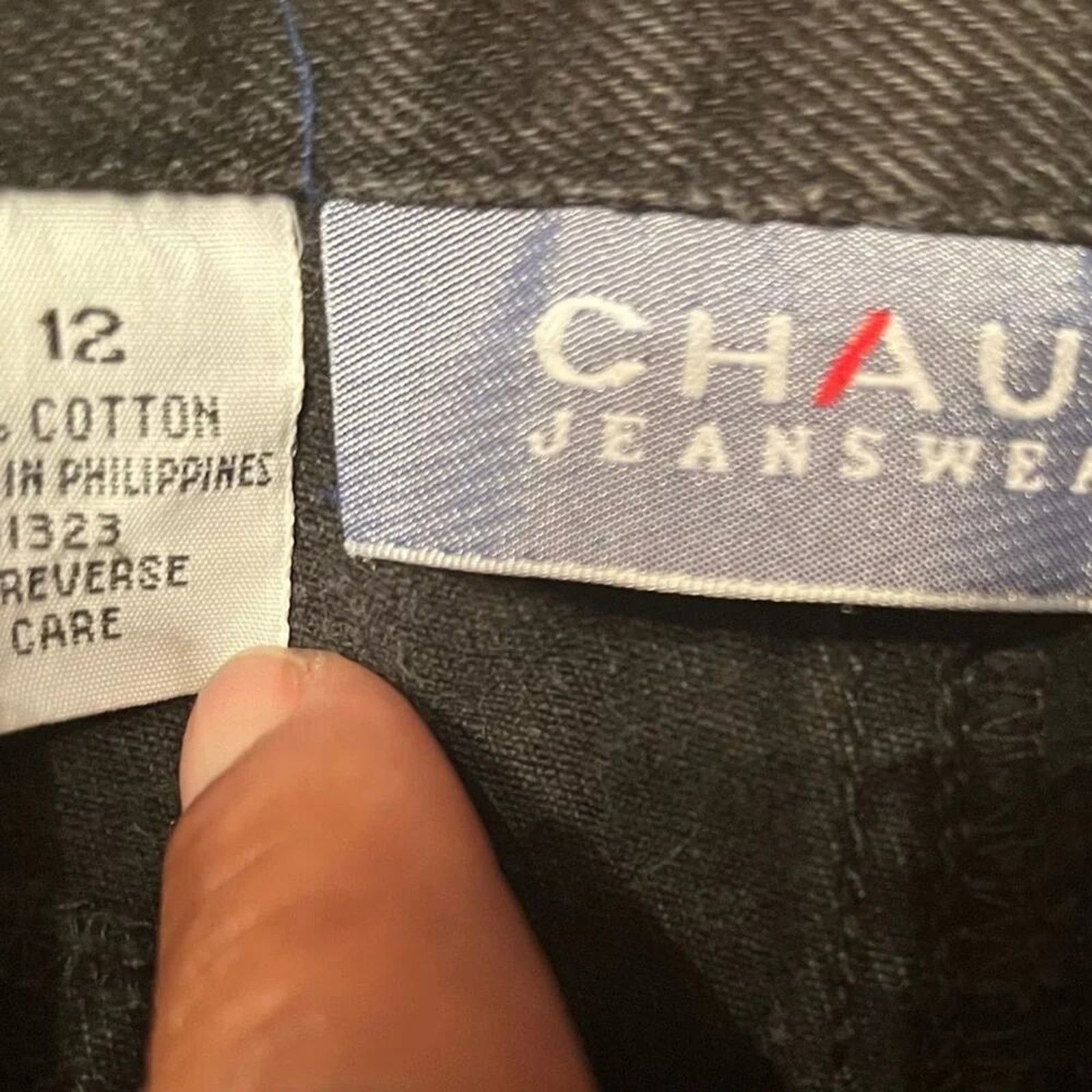 The Unbranded Brand Chaus jeans, size 12. These have a hidden button closure Size 34" / US 12 / IT 48 - 2 Thumbnail